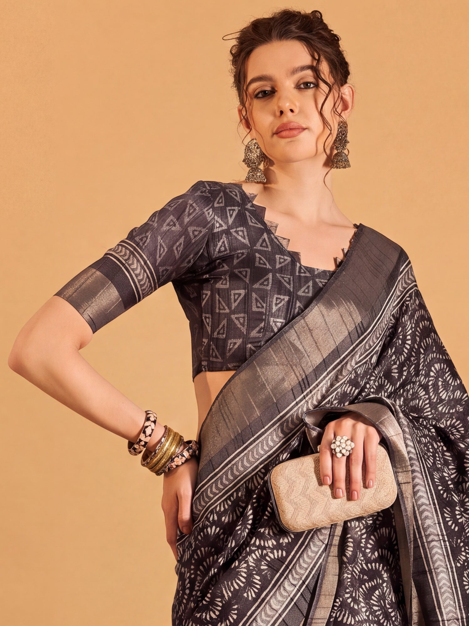 Black Silk Blend saree – detail view 3