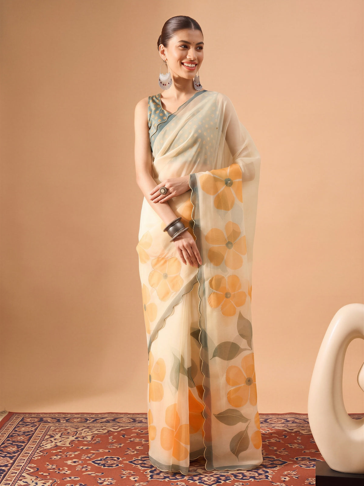 Cream Organza saree – detail view 3