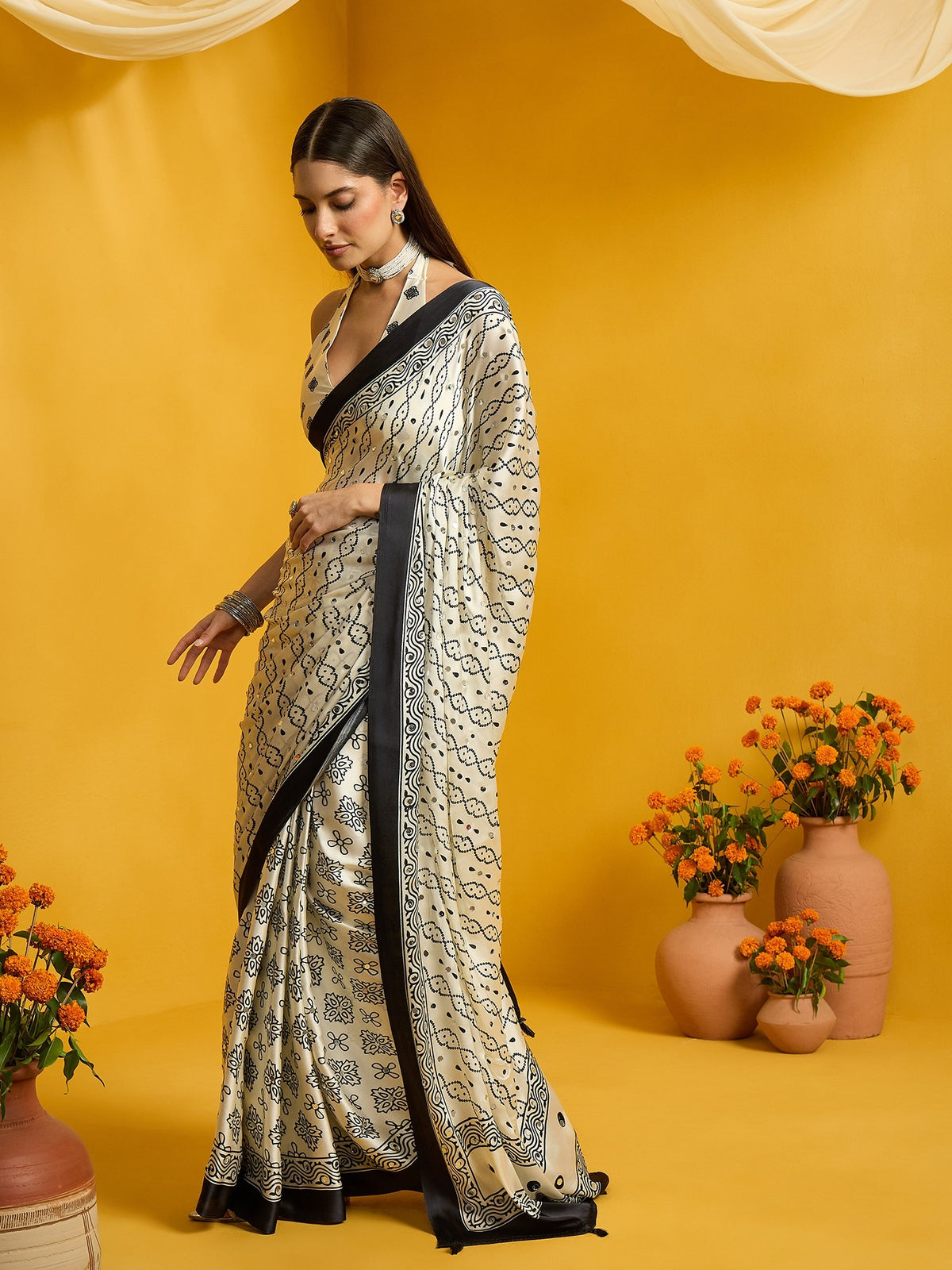 Off White Satin Silk saree – detail view 1