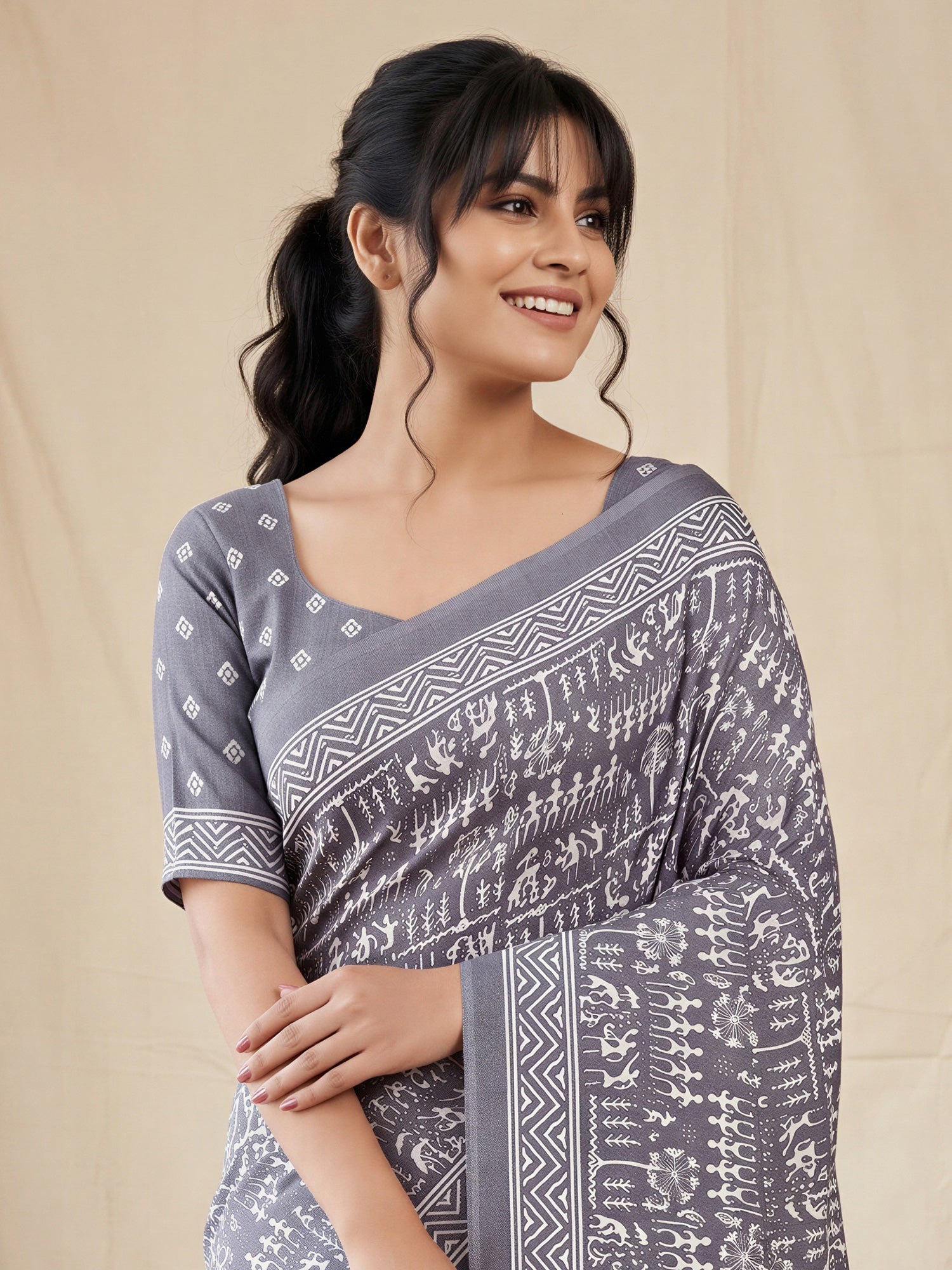 Grey Dola Silk saree – detail view 4