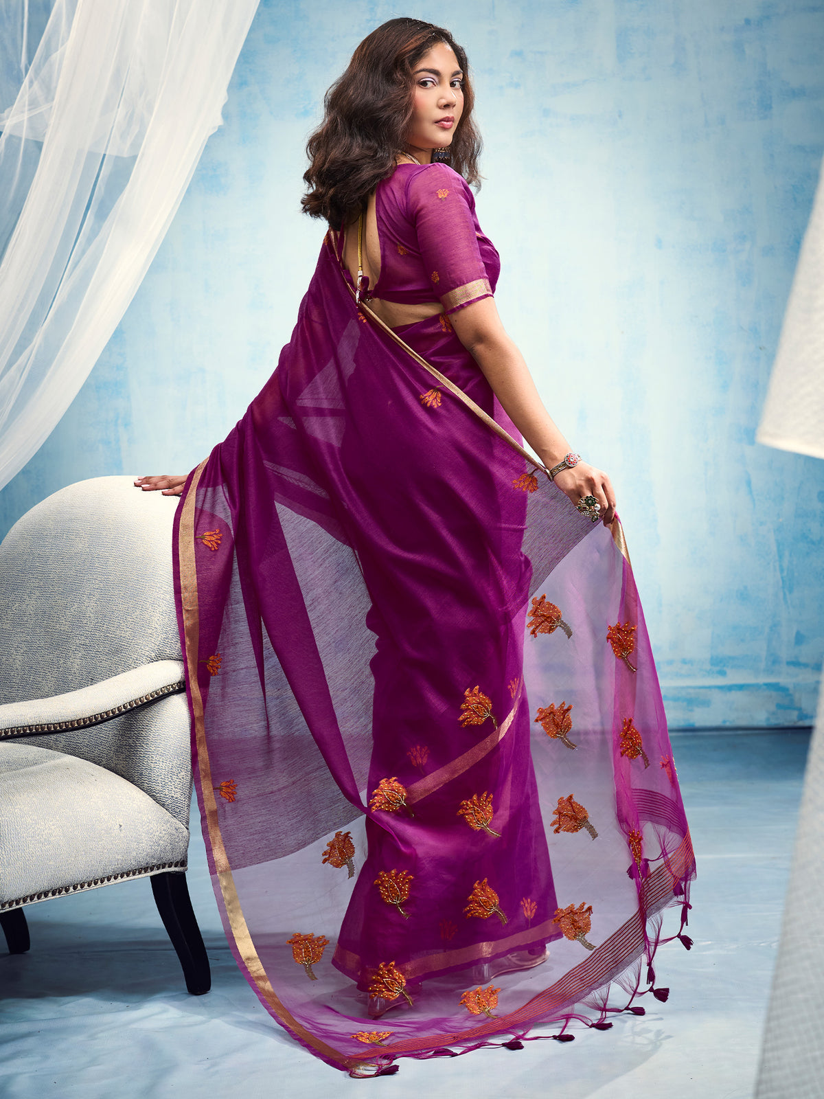 Magenta Muga Cotton saree – detail view 1