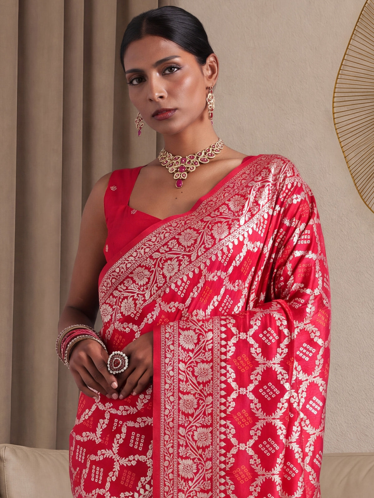 Pink Dola Silk saree – detail view 3