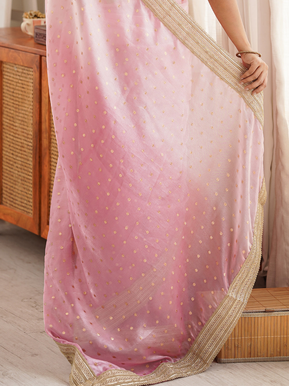 Pink Silk Blend saree – detail view 5