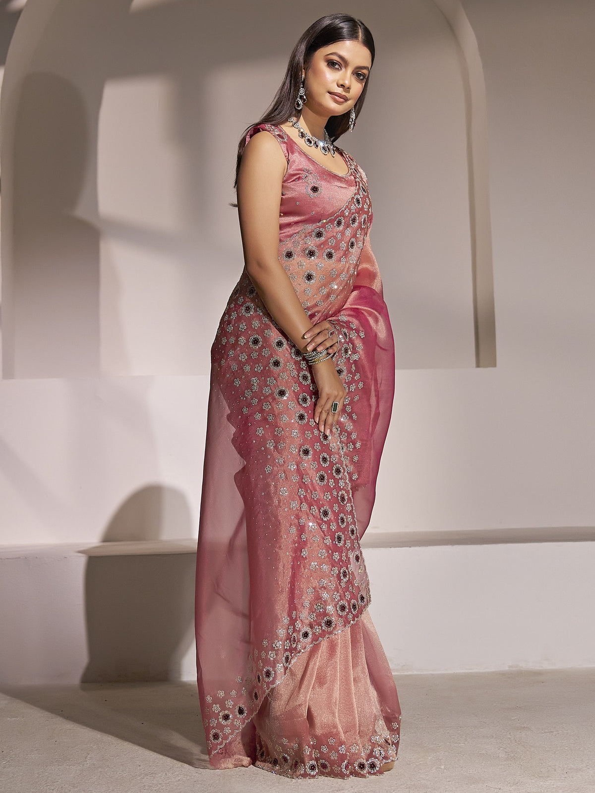 Pink organza saree view 2