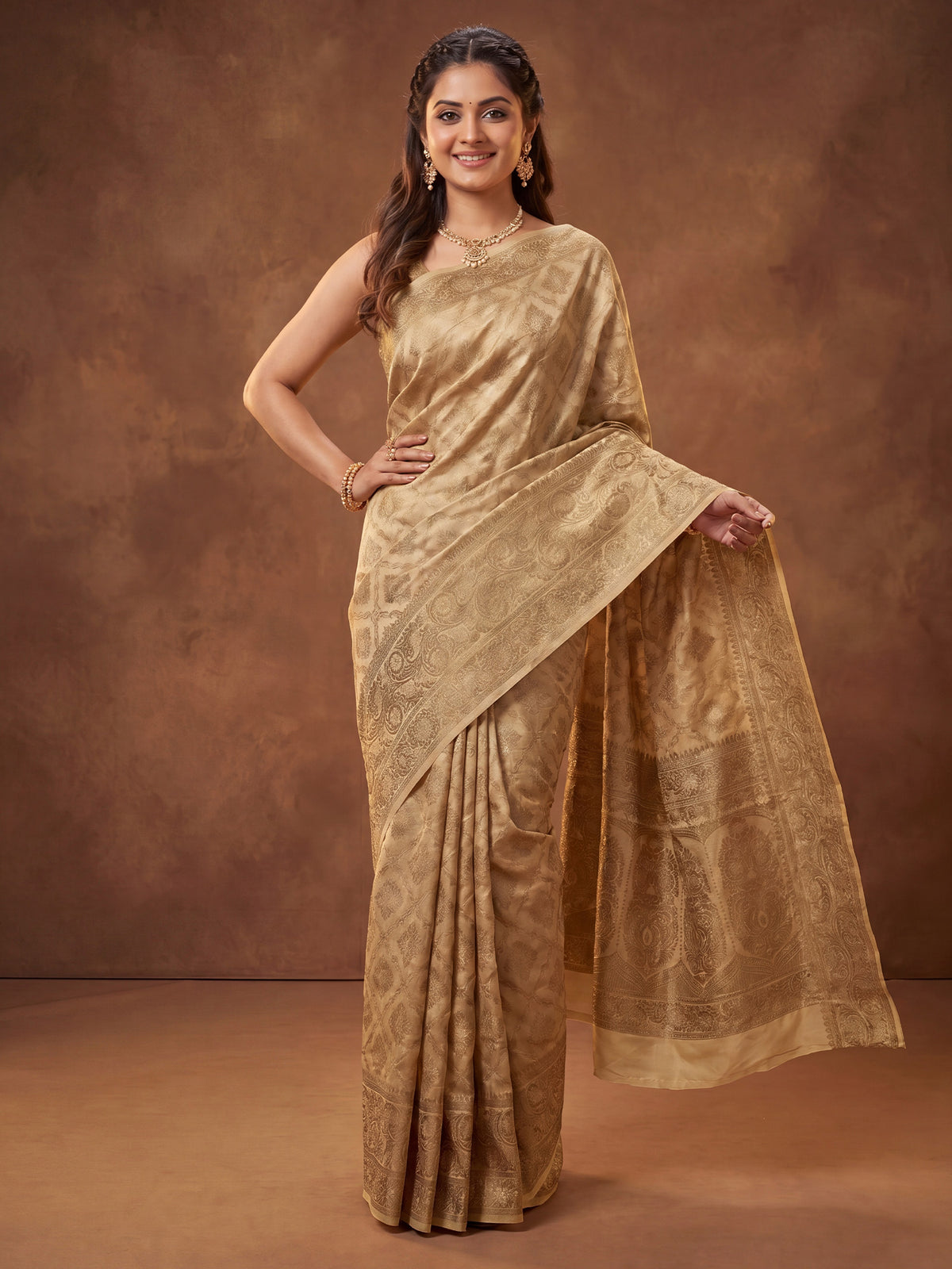 Cream Silk Blend saree – detail view 3