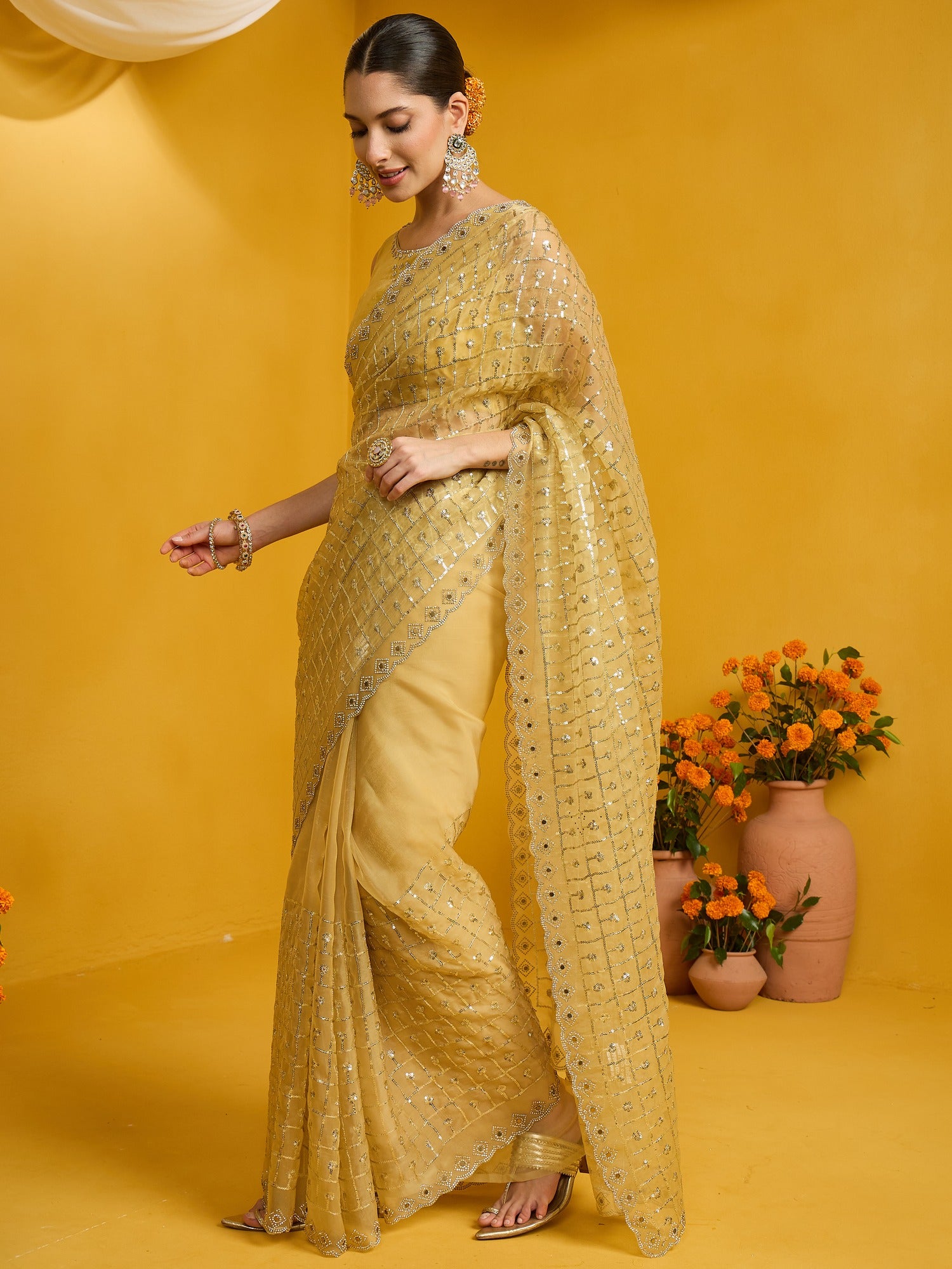 Yellow Soft Silk saree – detail view 1