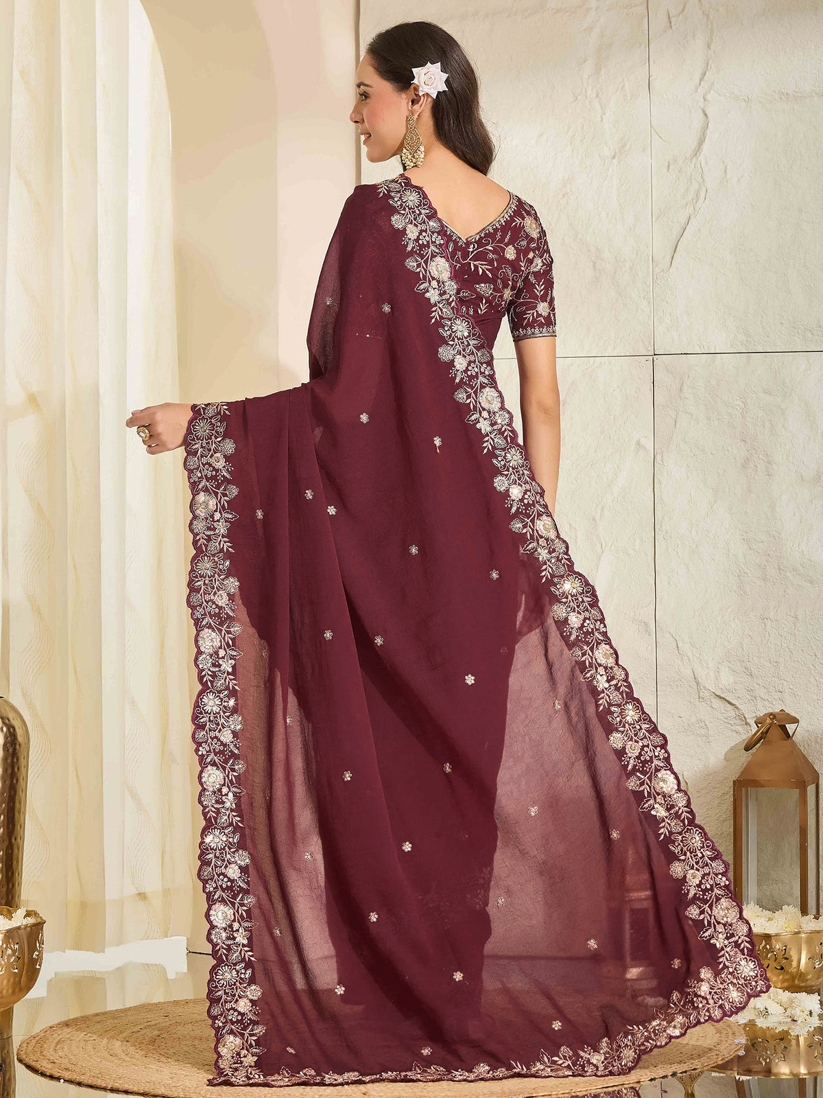 Maroon Georgette saree – detail view 1