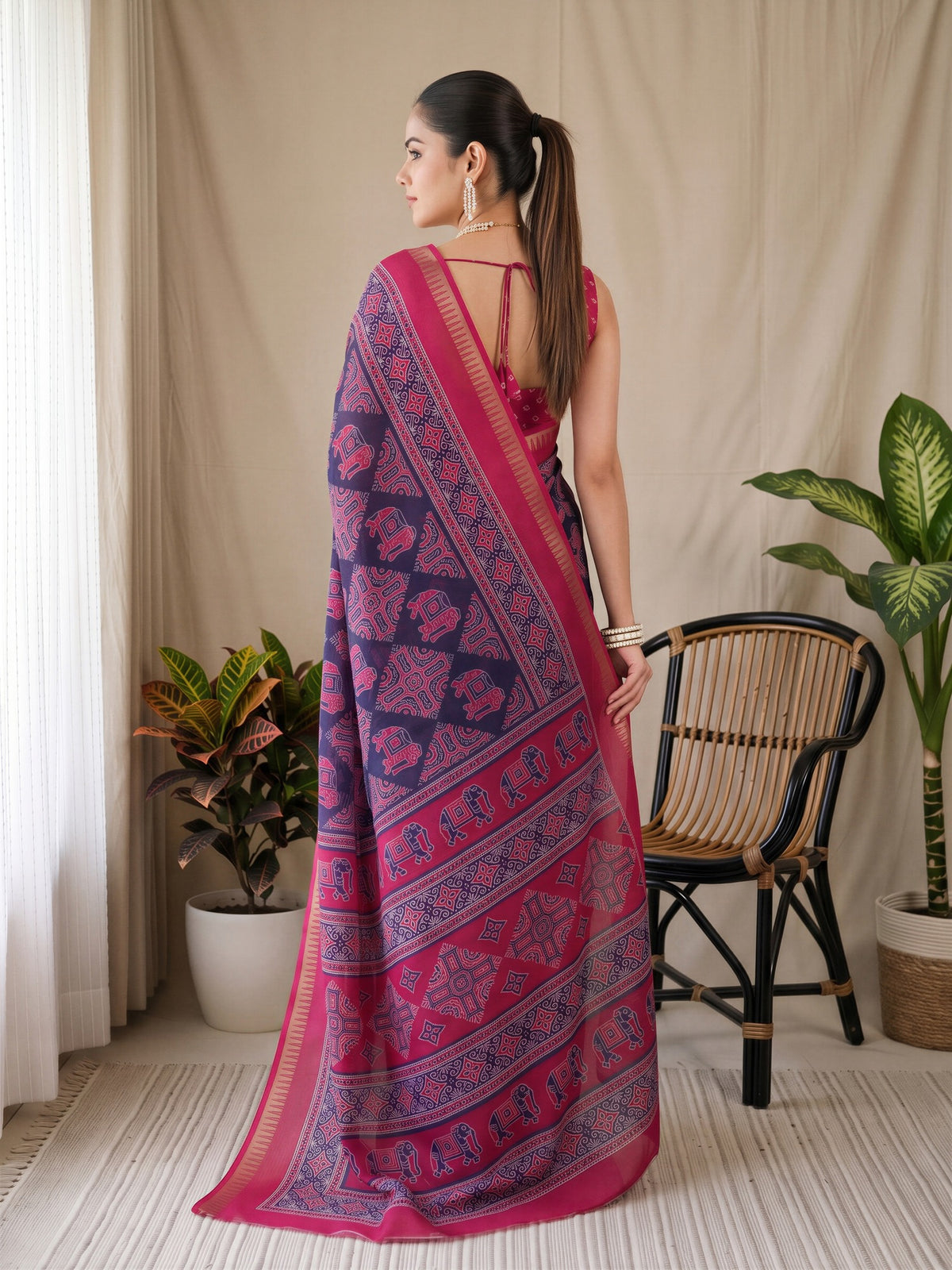 Navy Blue Georgette saree – detail view 1