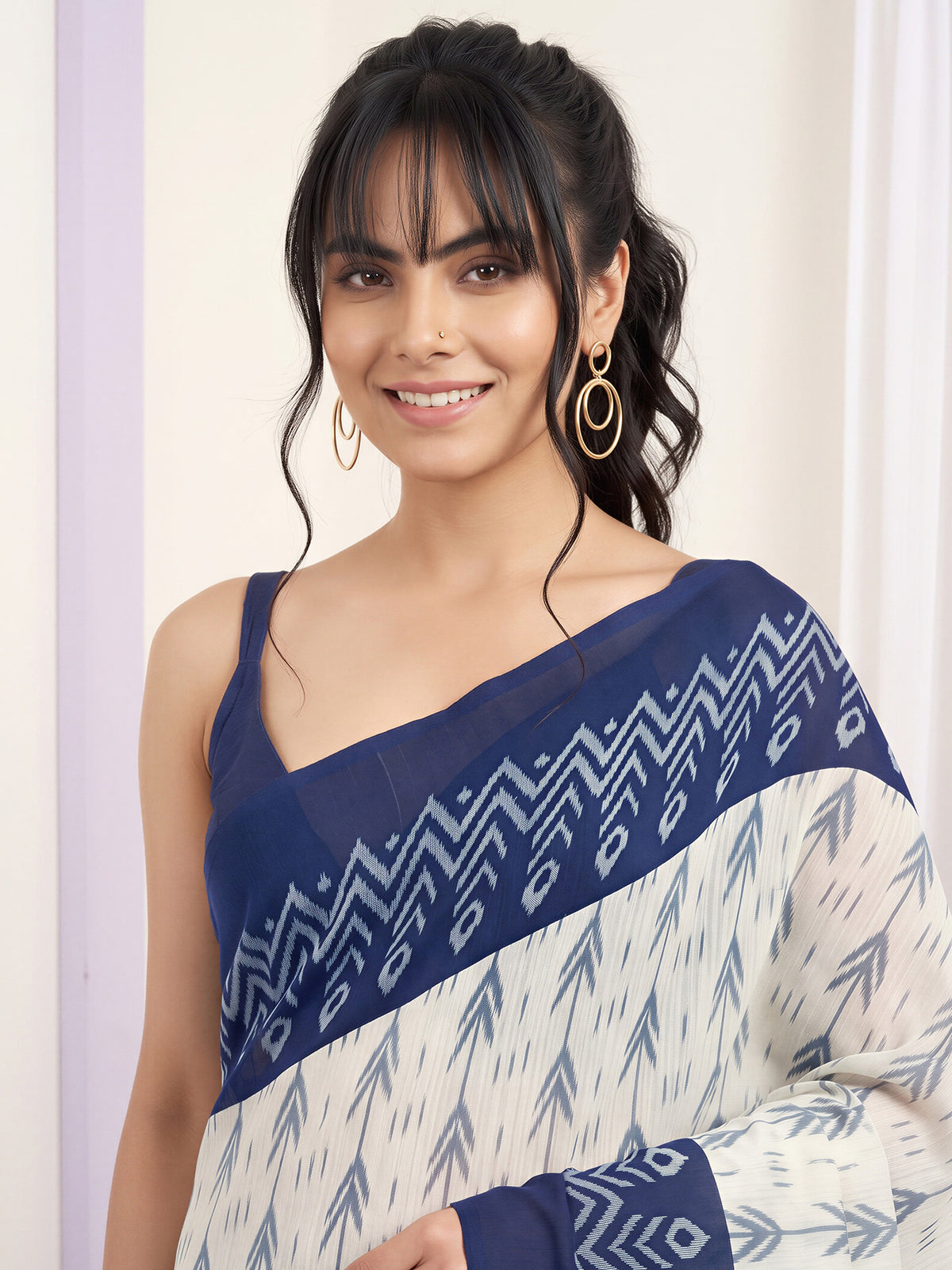 Off White Cotton Blend saree – detail view 3
