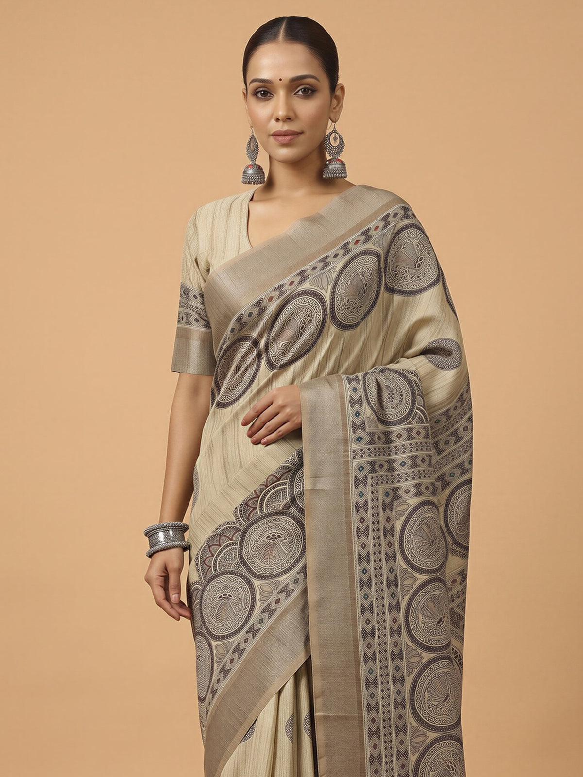 Beige Satin Silk saree – detail view 3