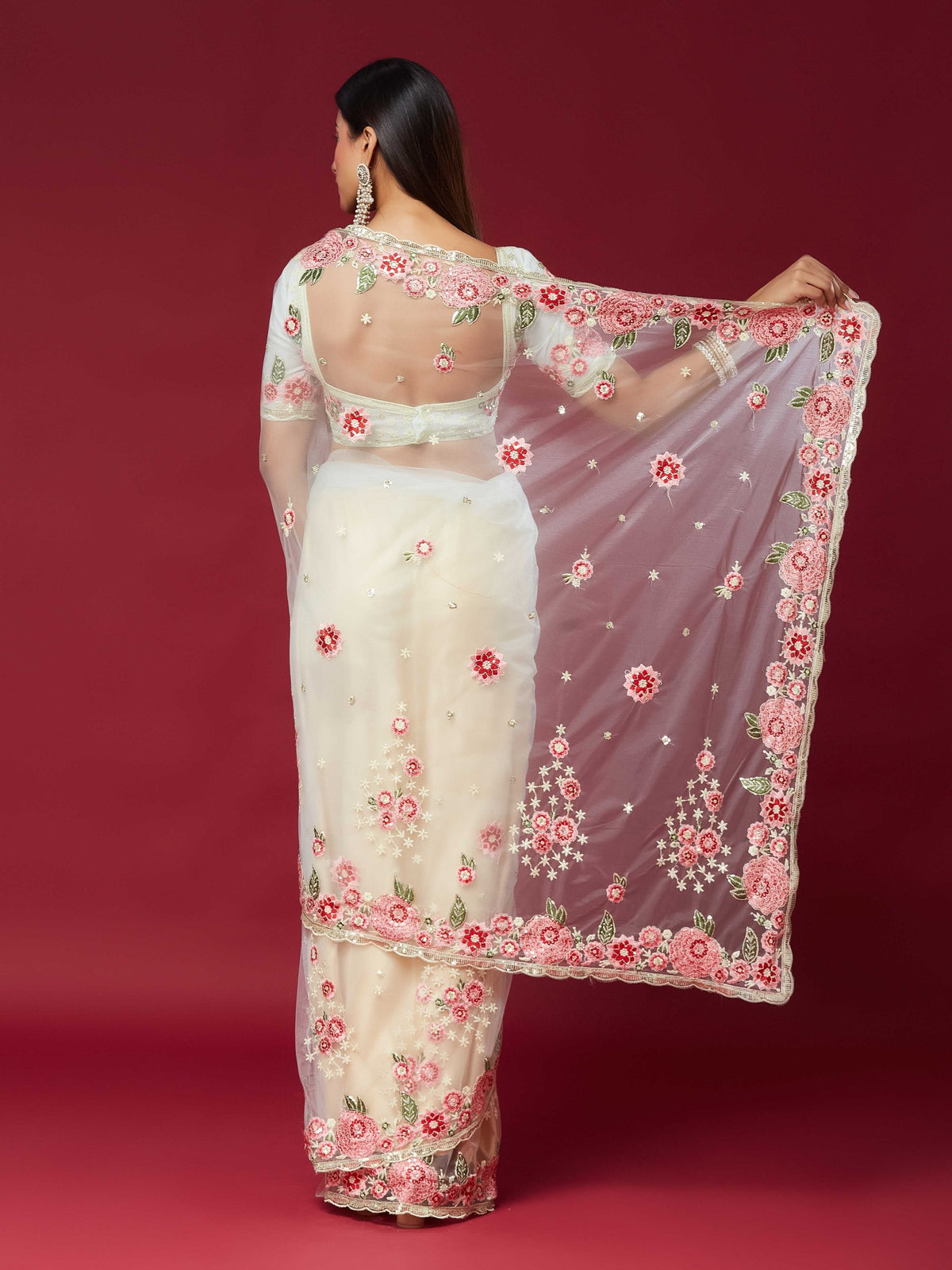 White Net saree – detail view 5