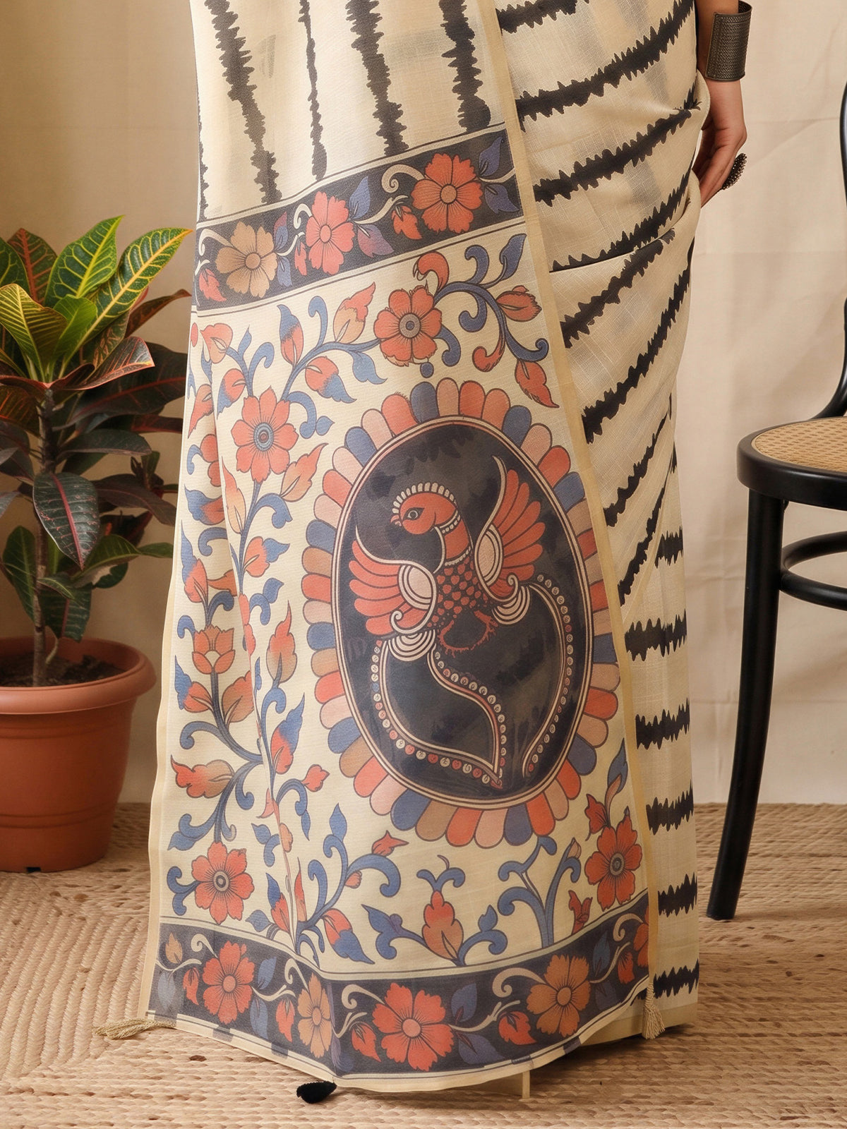 Cream Cotton Blend saree – detail view 5