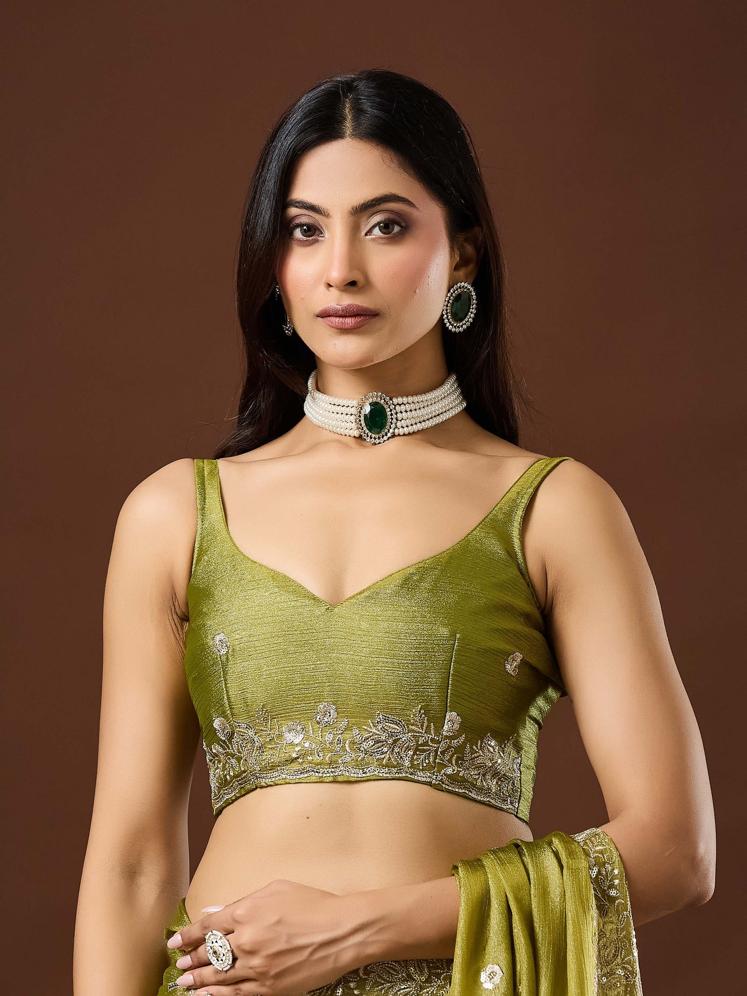 Olive Chinnon saree – detail view 1