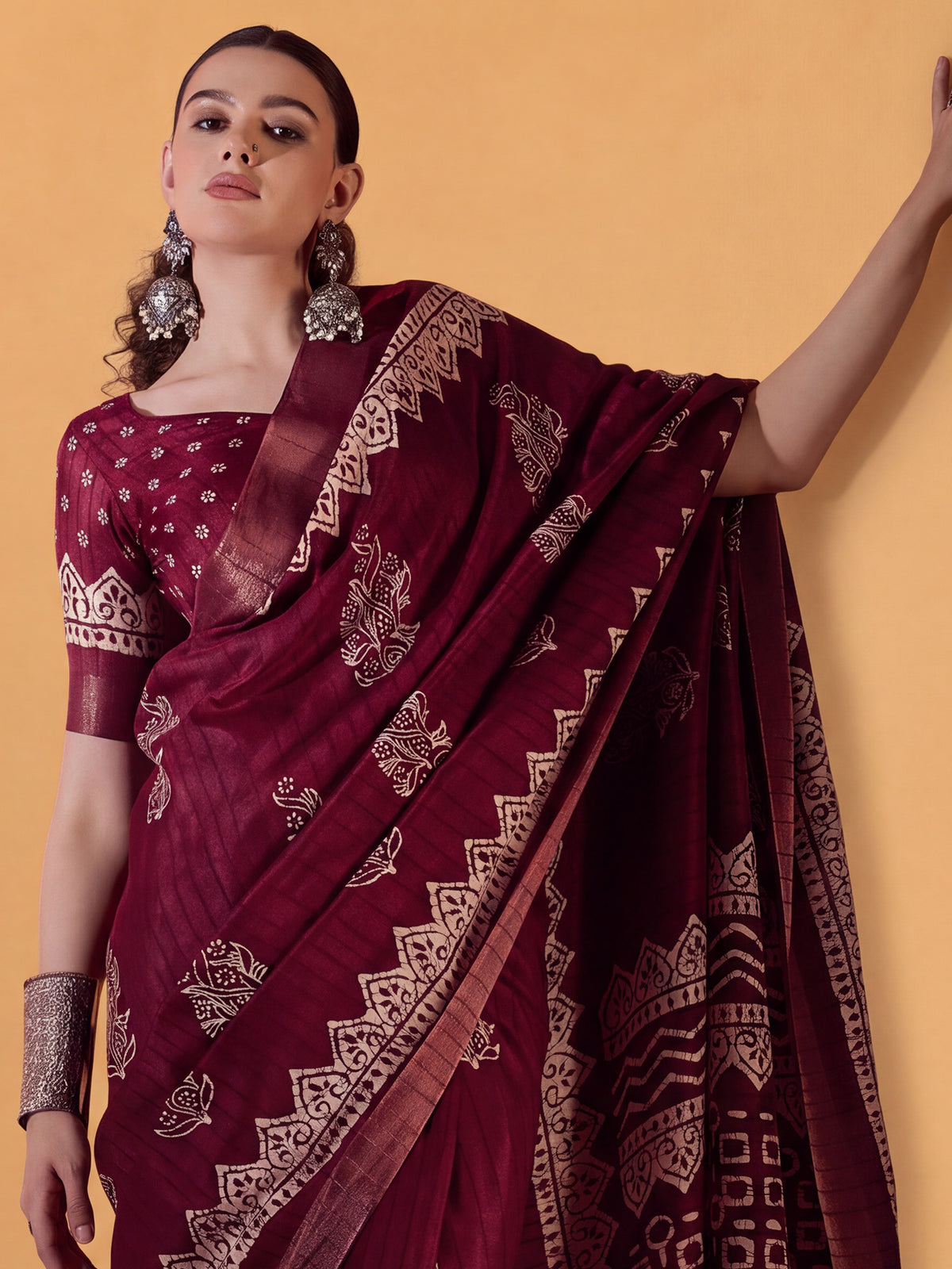 Burgundy Silk Blend saree – detail view 4
