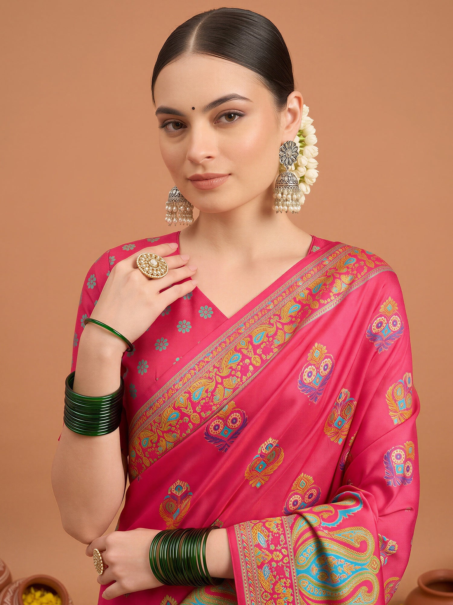 Pink Silk Blend saree – detail view 4