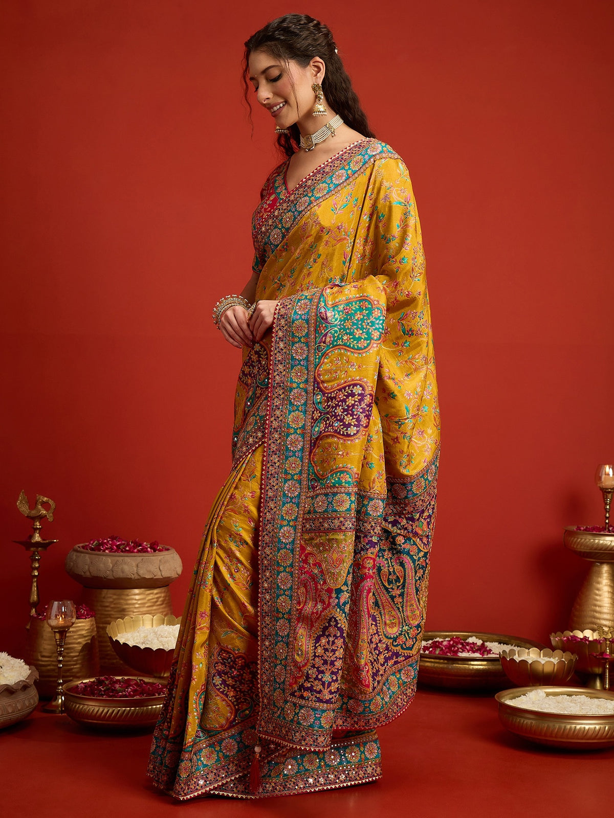 Mustard Silk Blend saree – detail view 3