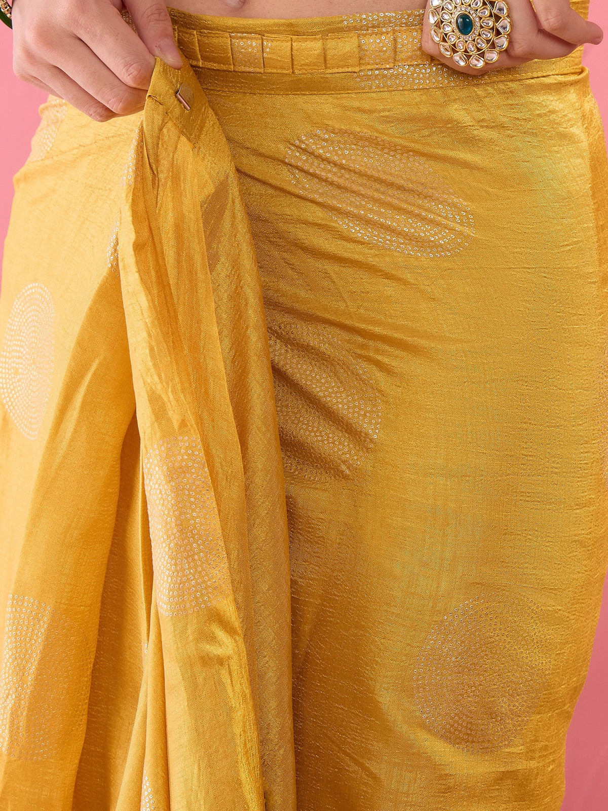 Mustard Dola Silk saree – detail view 4