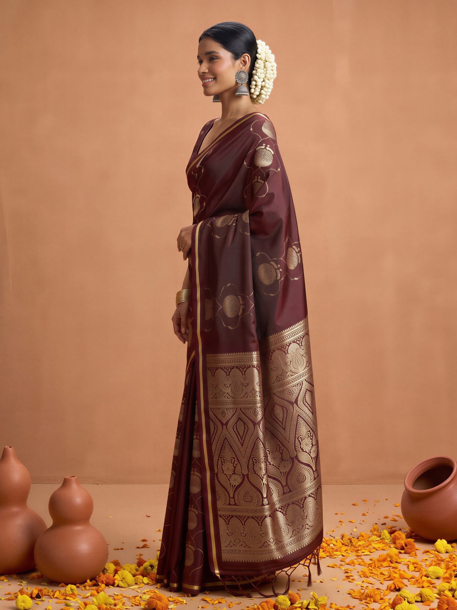 Maroon Satin saree – detail view 2