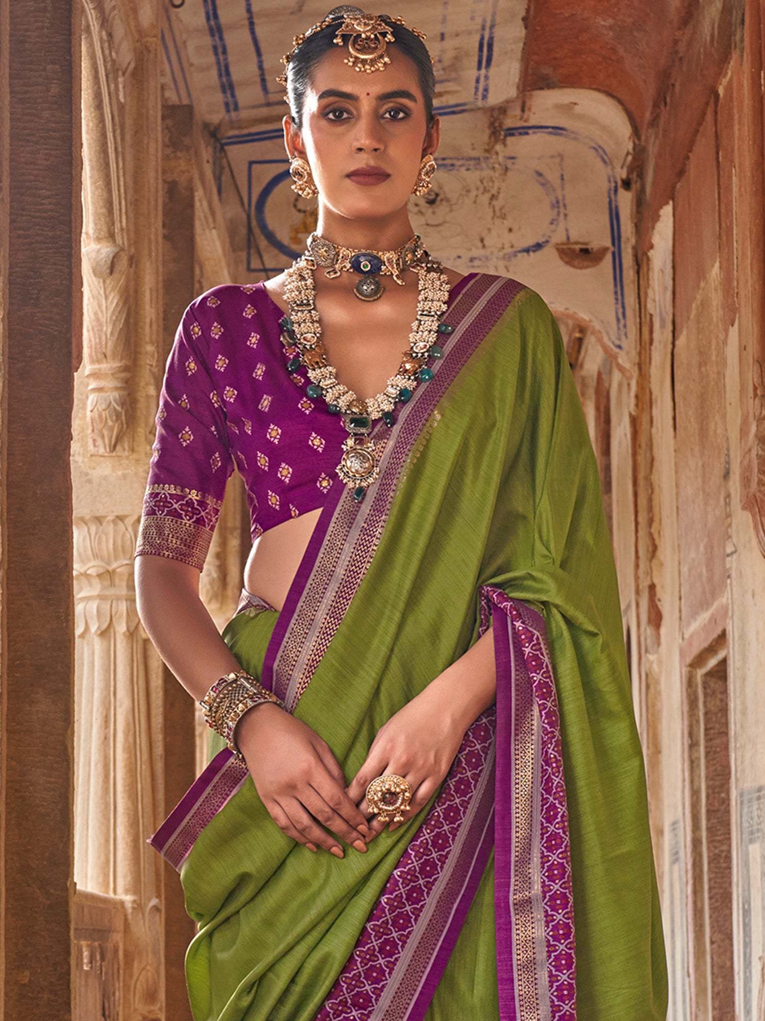 Green Silk Blend saree – detail view 3