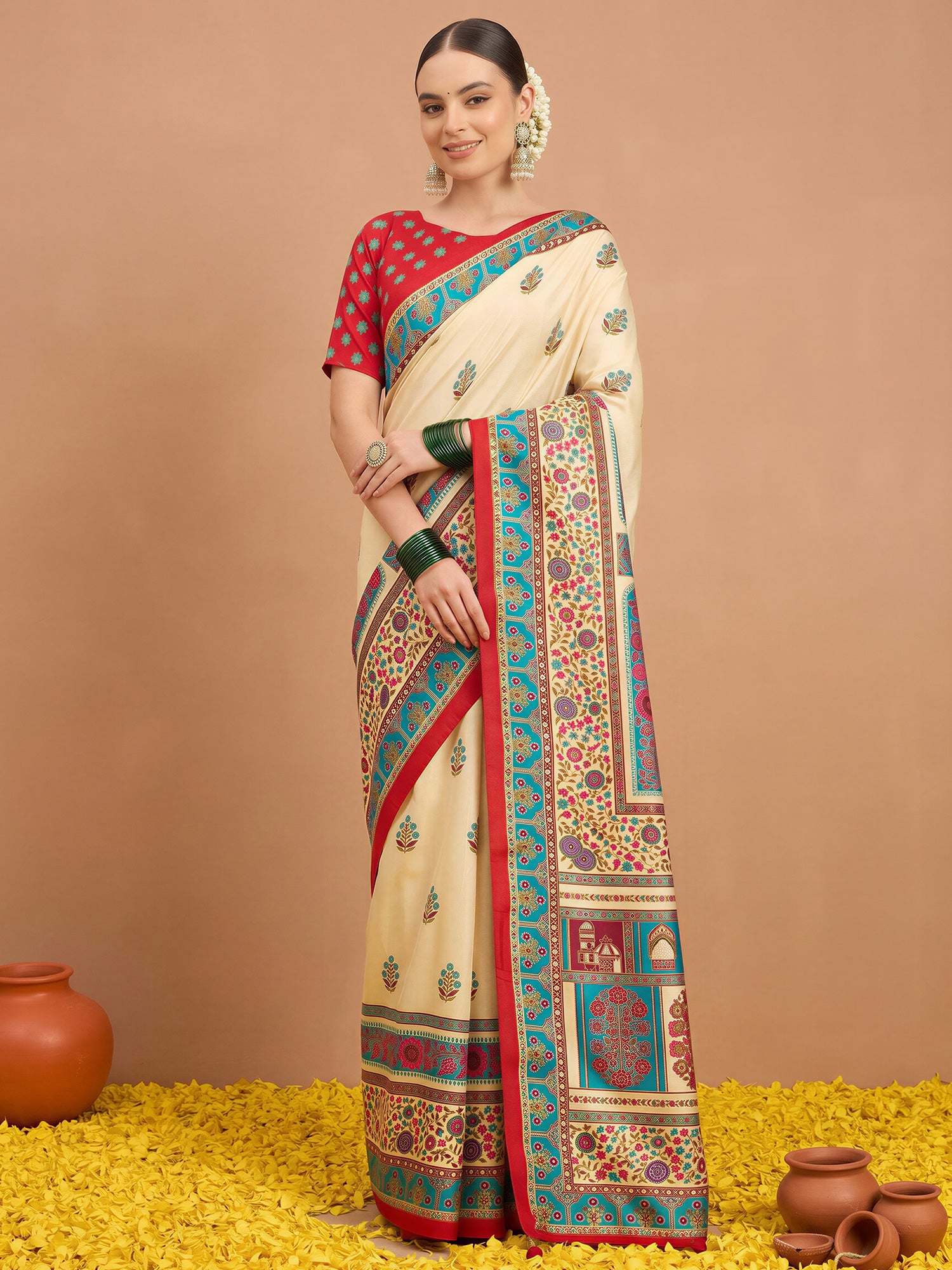 Cream Silk Blend saree – detail view 3