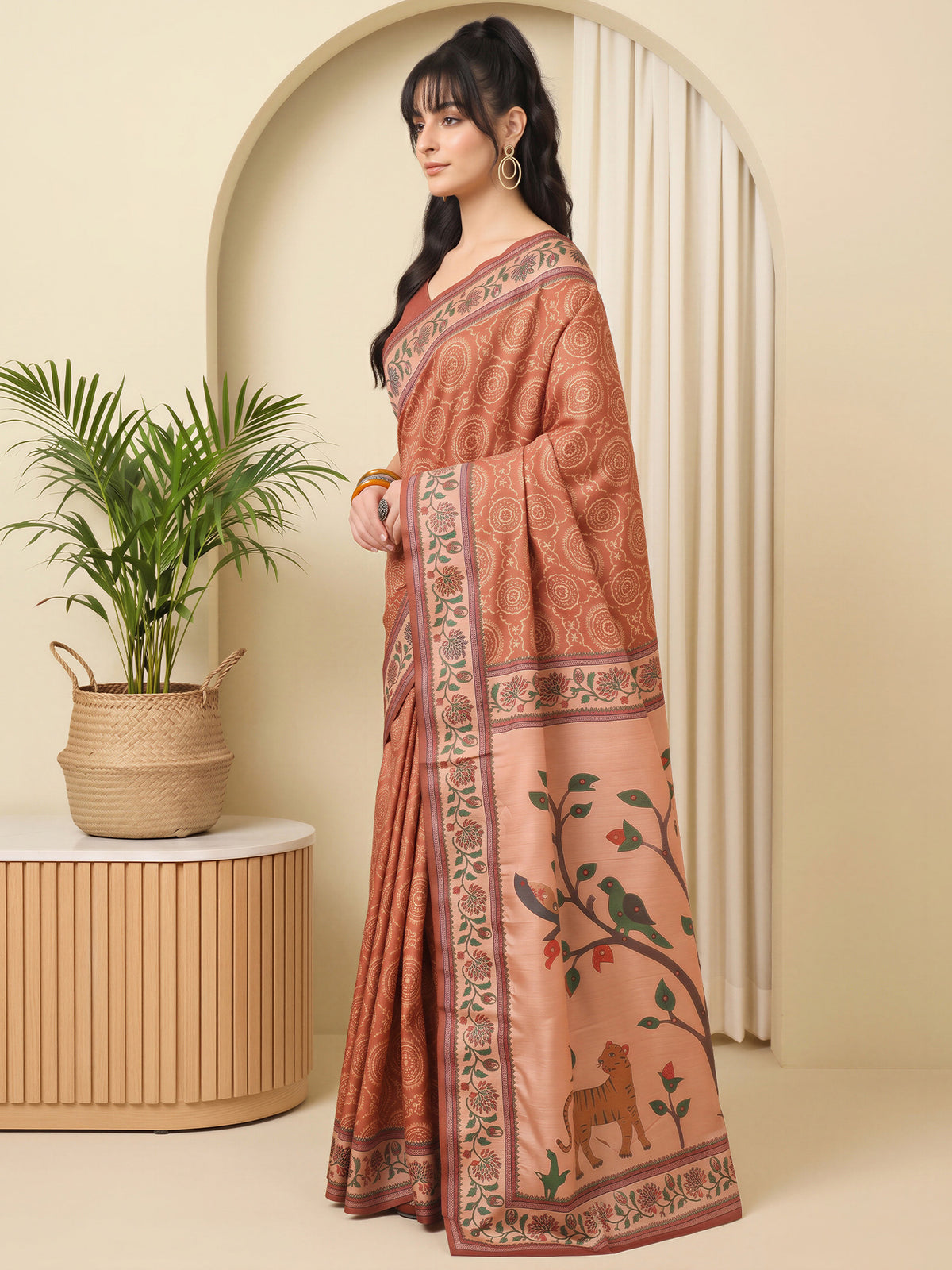 Rust Silk Blend saree – detail view 2