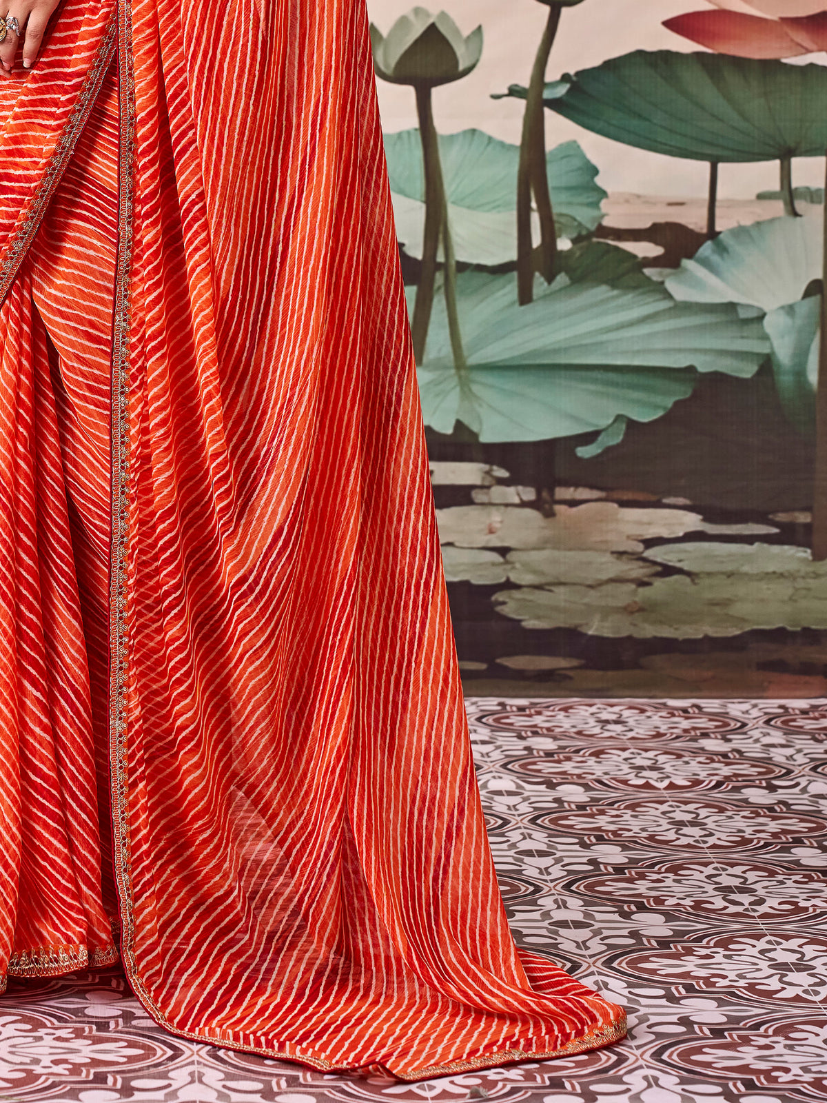 Orange Georgette saree – detail view 4