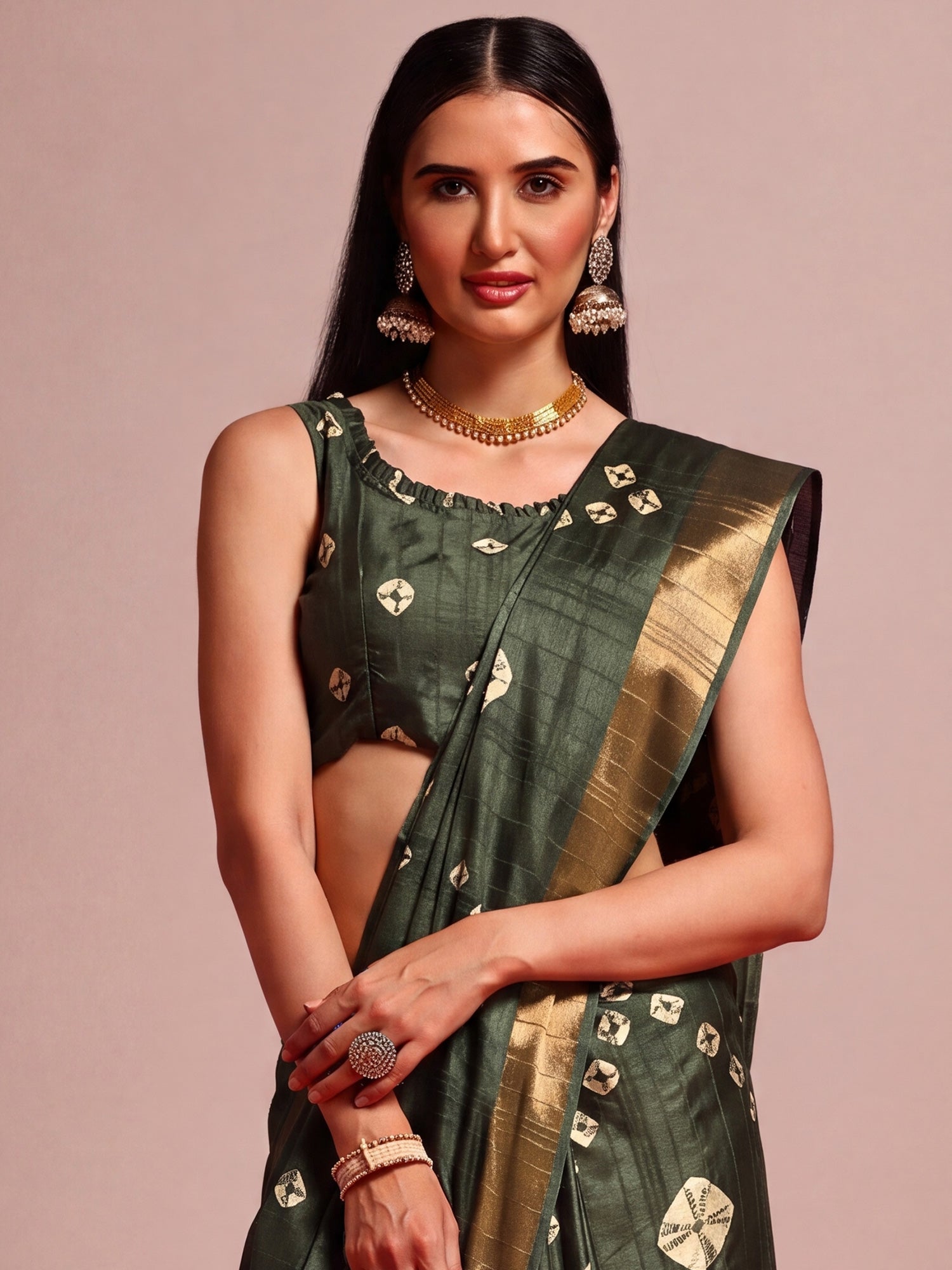Dark Green Silk Blend saree – detail view 4