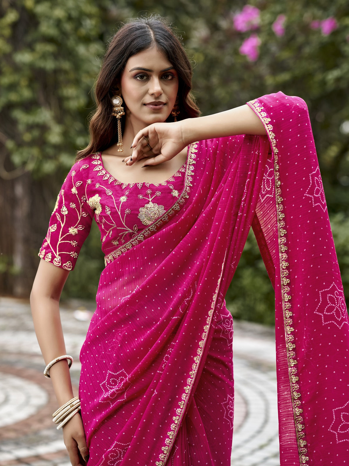 Pink georgette saree view 4