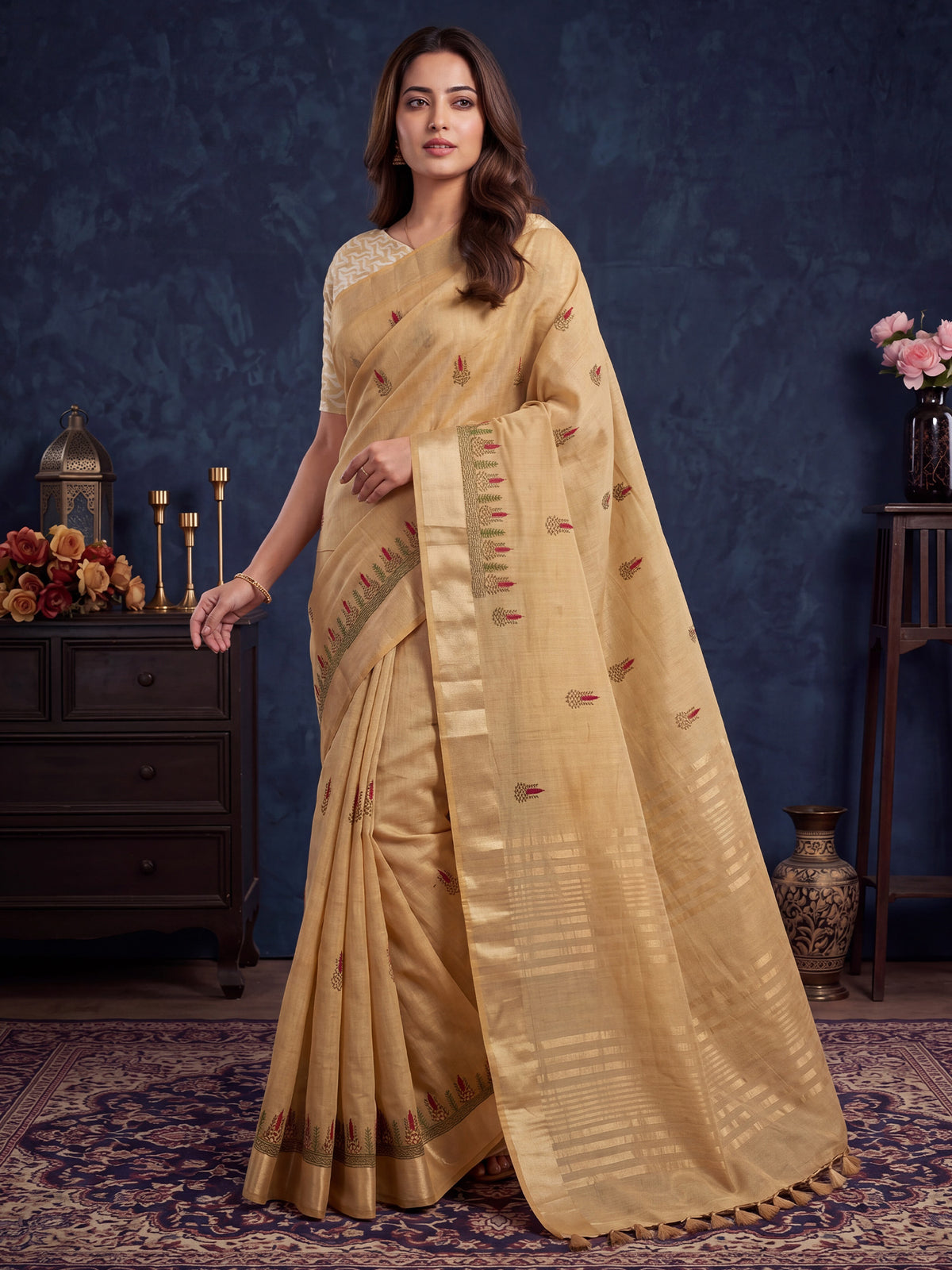 Beige Cotton Linen saree – detail view 2
