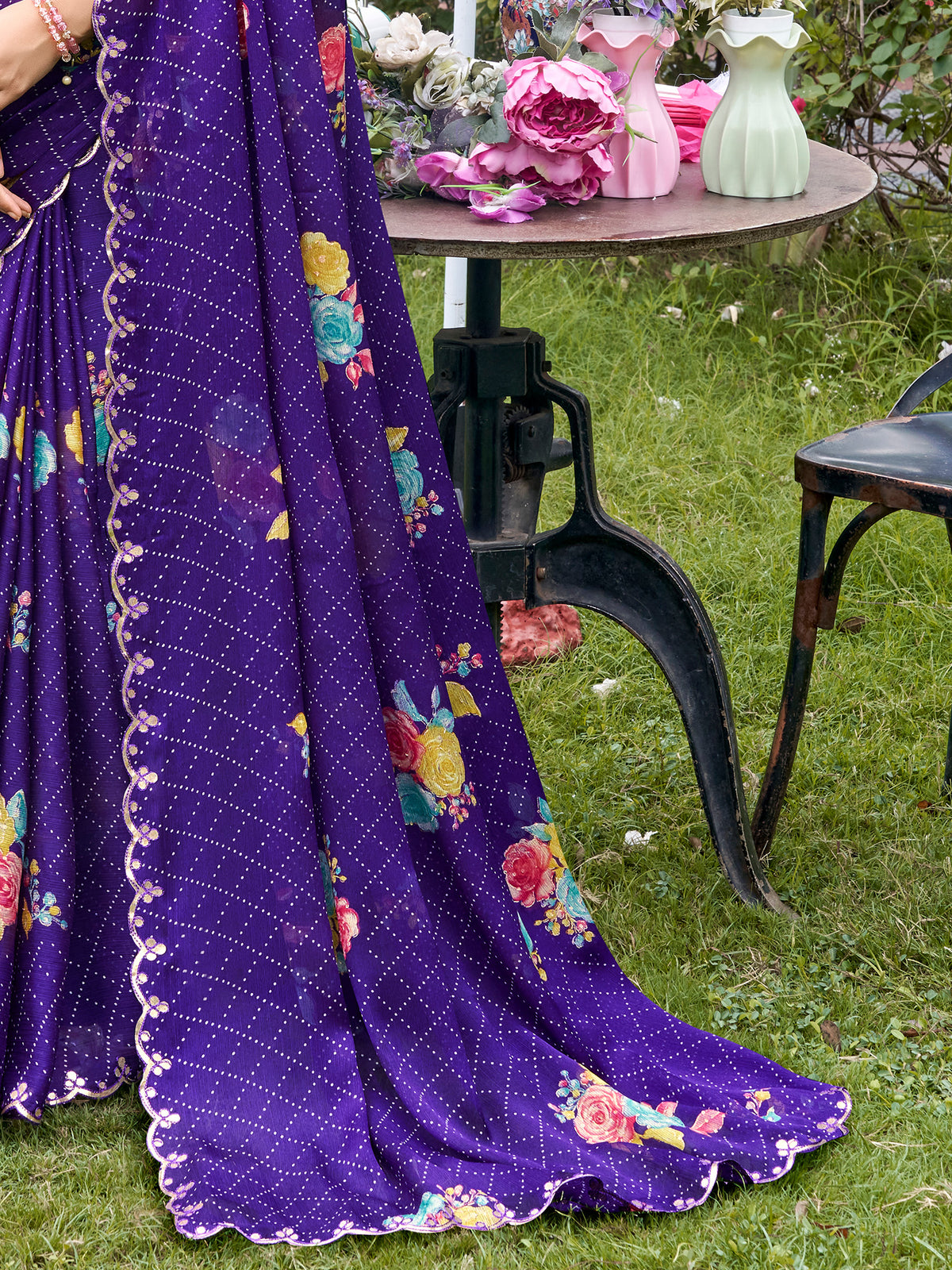 Purple Chiffon saree – detail view 4