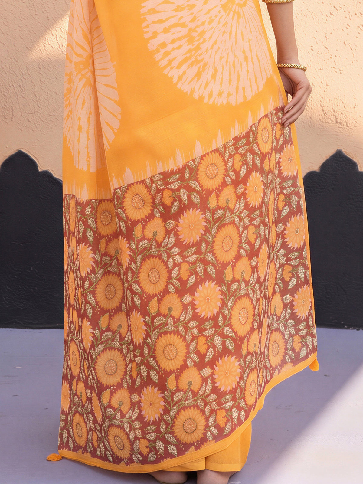 Mustard Cotton Blend saree – detail view 5