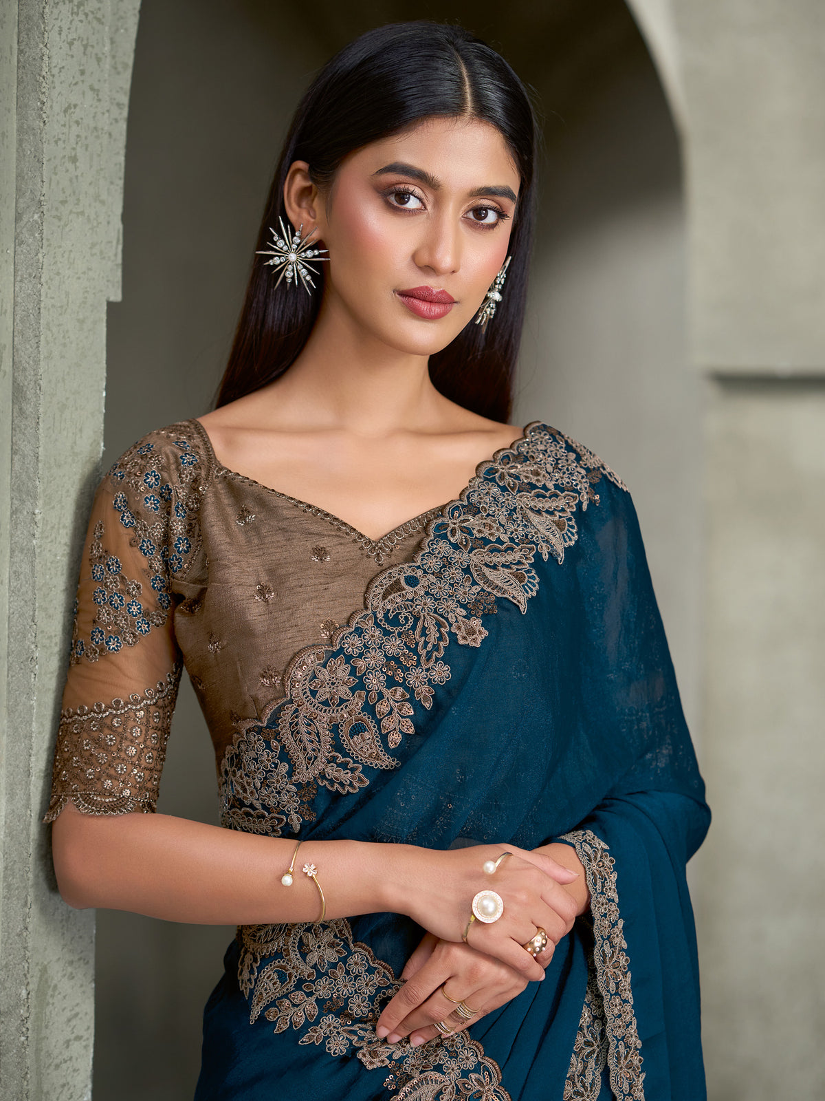 Teal Blue Georgette saree – detail view 1