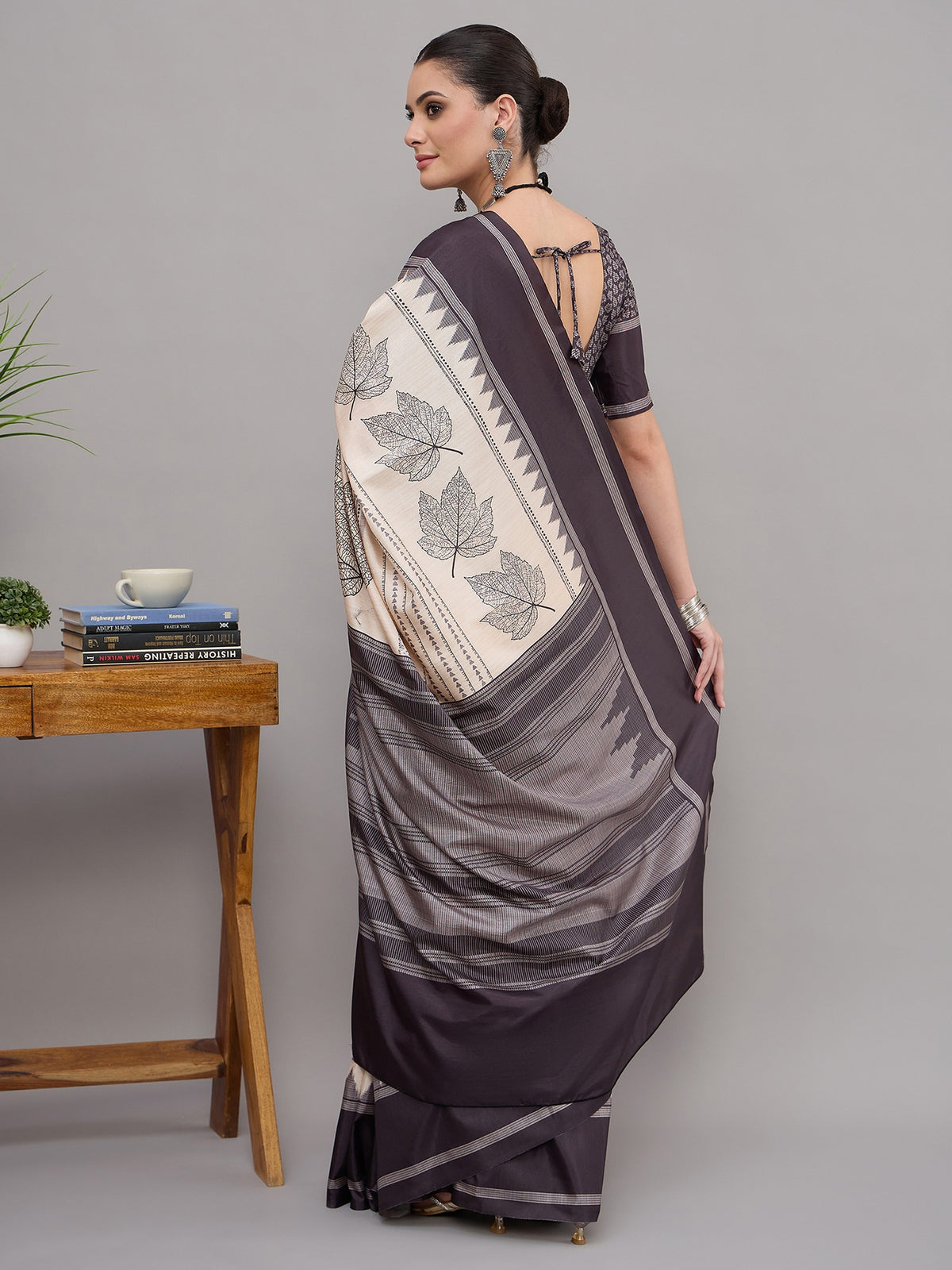 Off White soft silk saree view 2