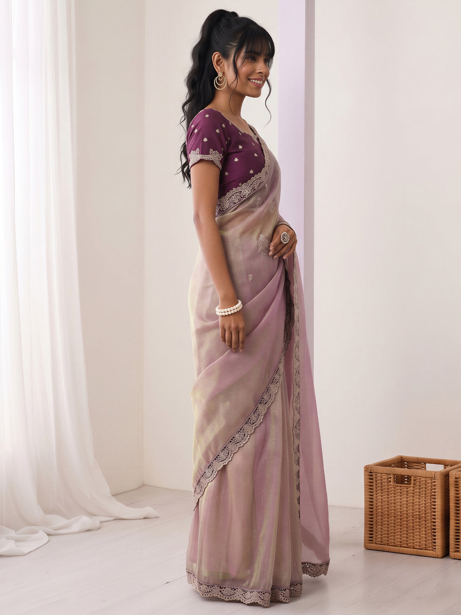 Lavender Net saree – detail view 2