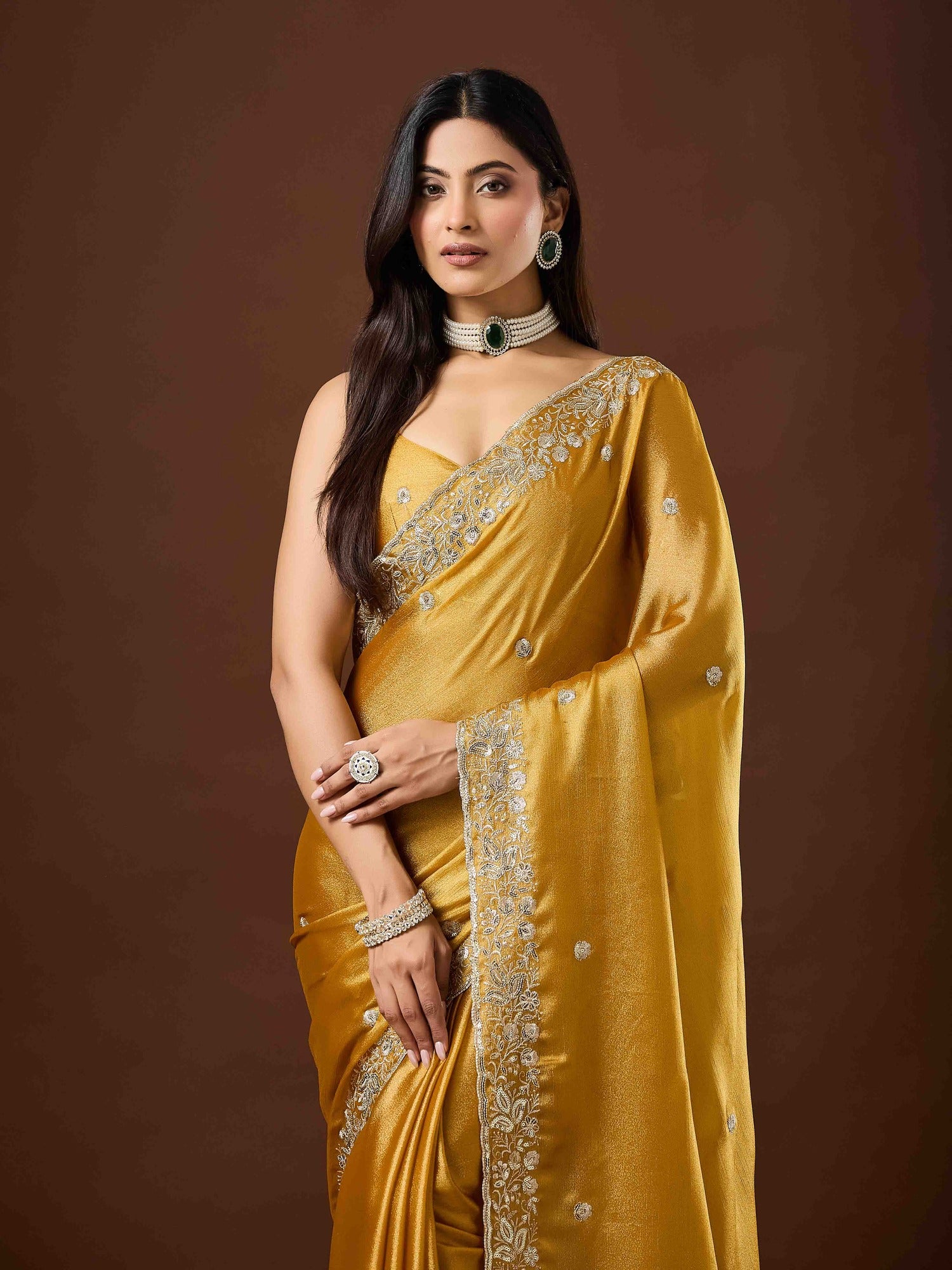 Mustard Chinnon saree – detail view 6