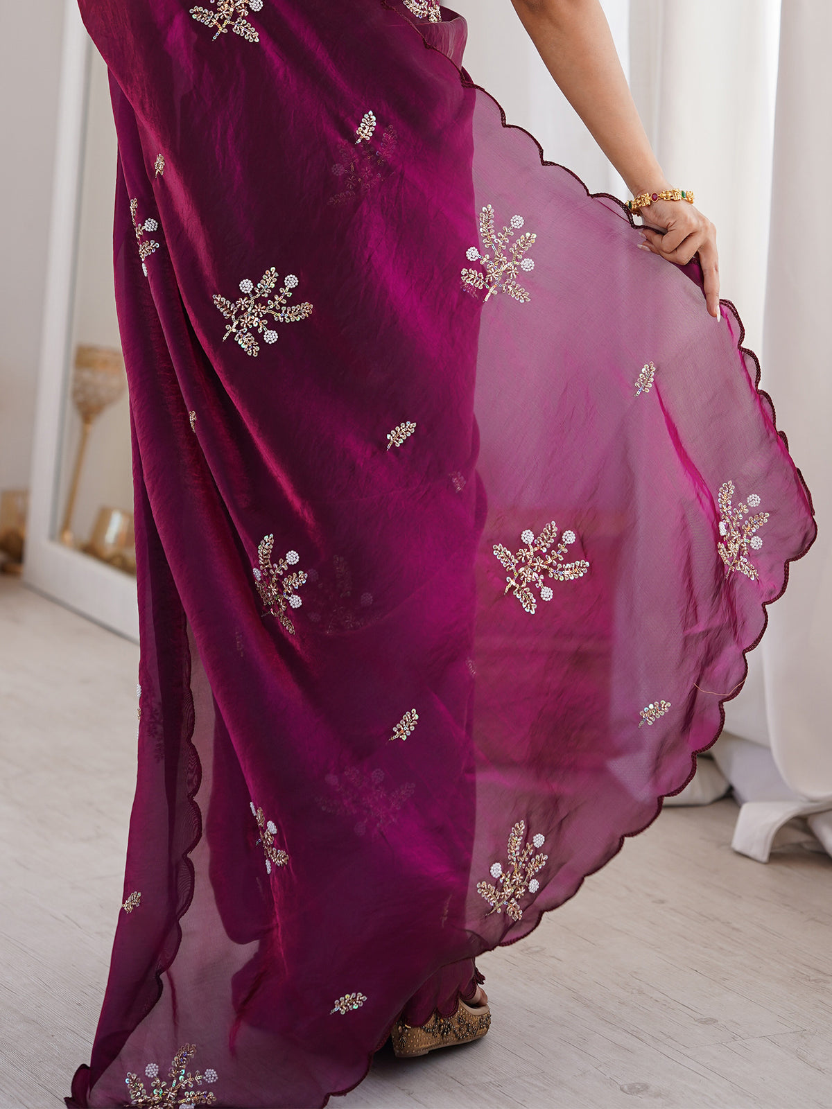 Purple Satin saree – detail view 5
