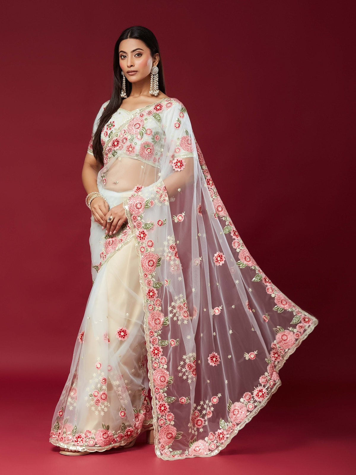 White Net saree – detail view 4