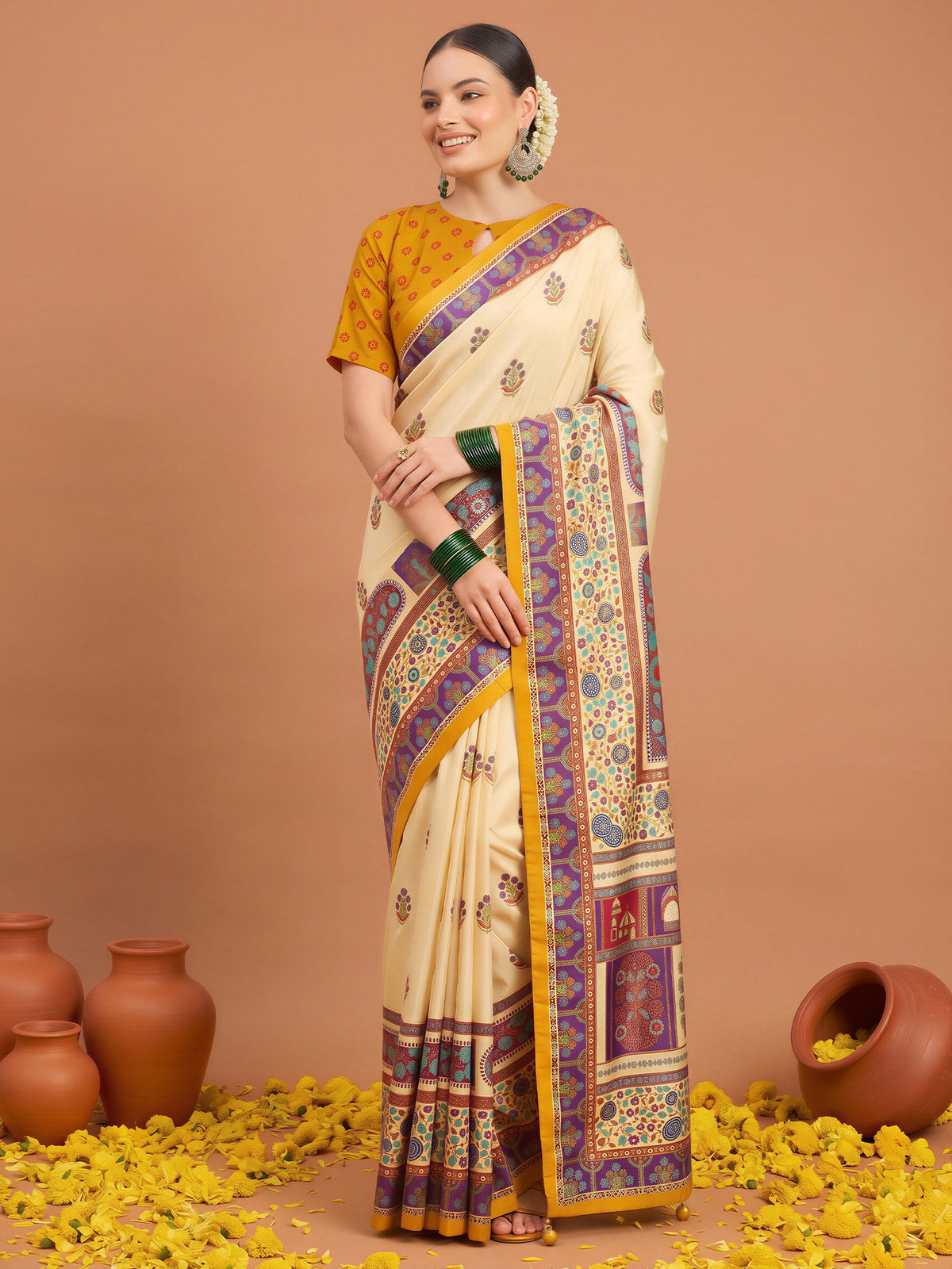 Cream Silk Blend saree – detail view 3
