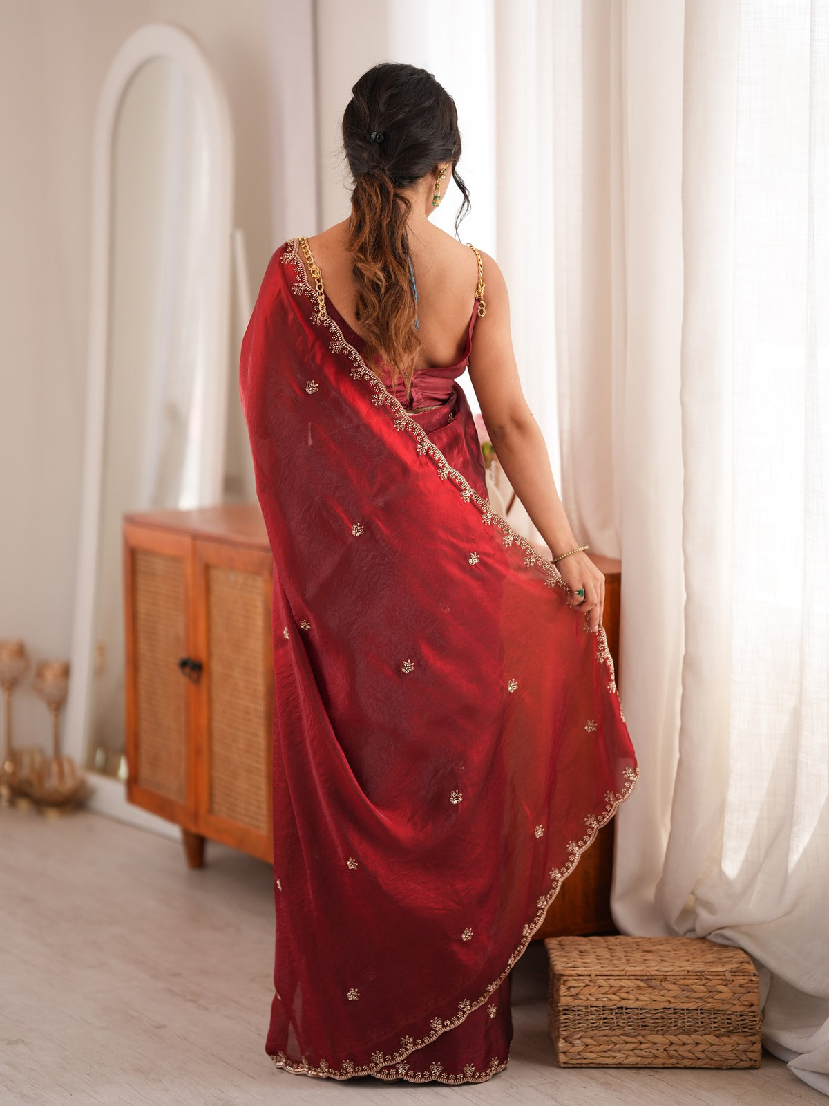 Maroon Satin saree – detail view 2