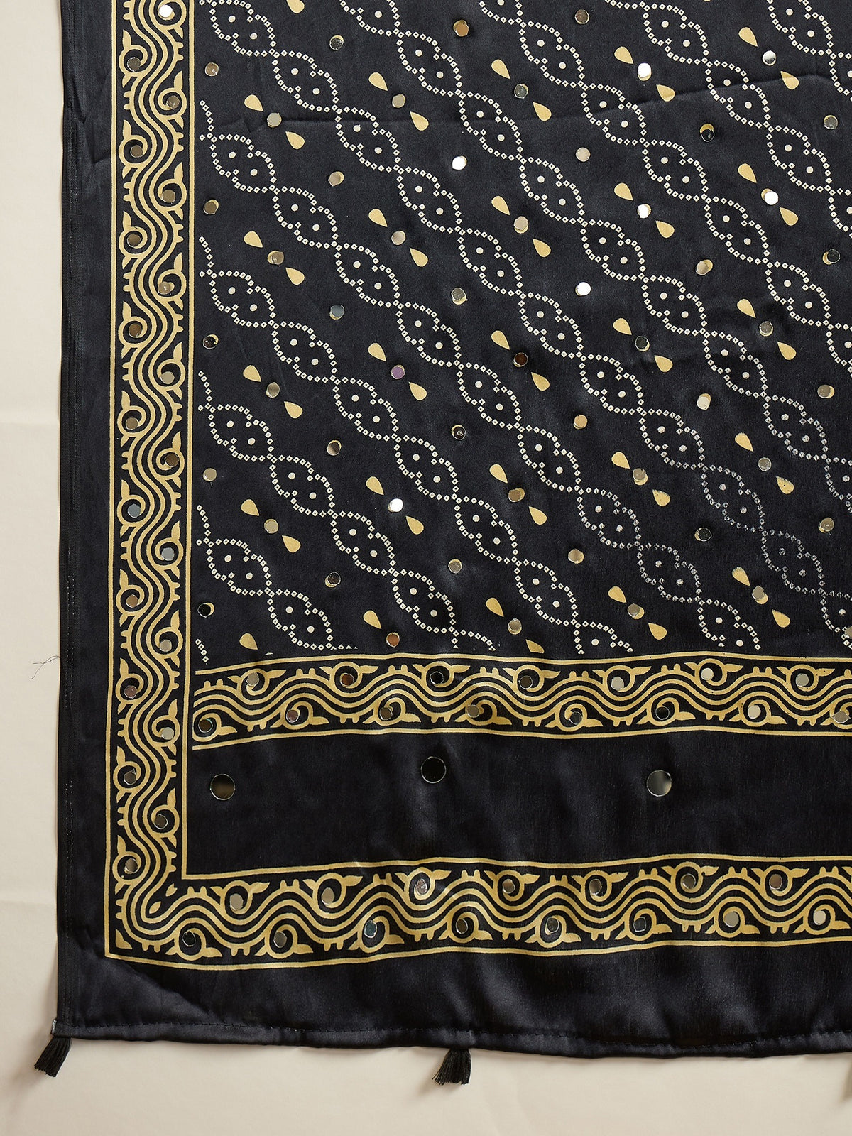 Black Satin Silk saree – detail view 3