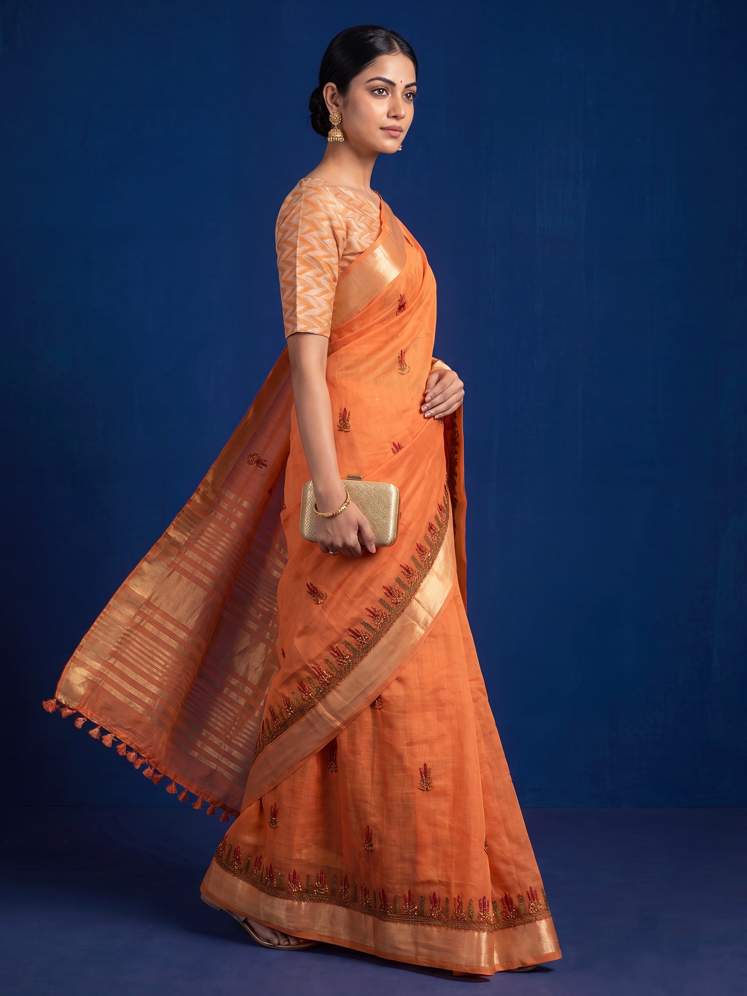 Orange Cotton Linen saree – detail view 2
