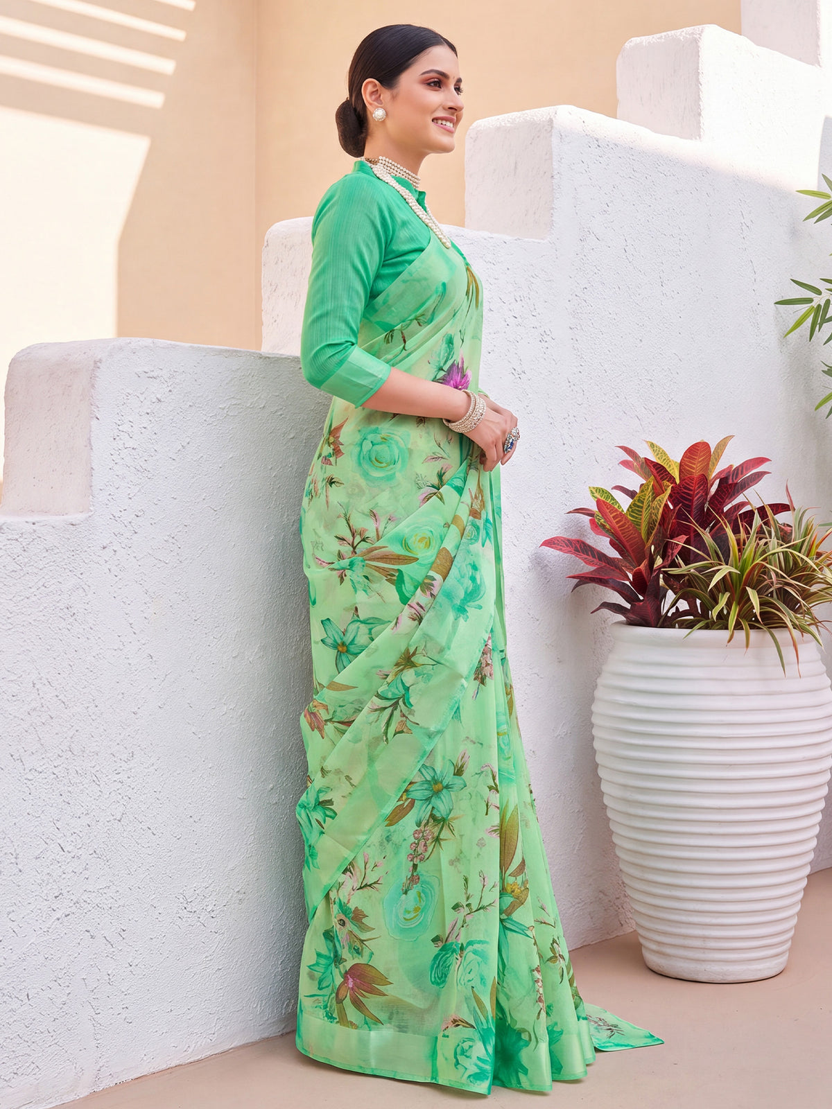 Mint Green Cotton Blend saree – detail view 2