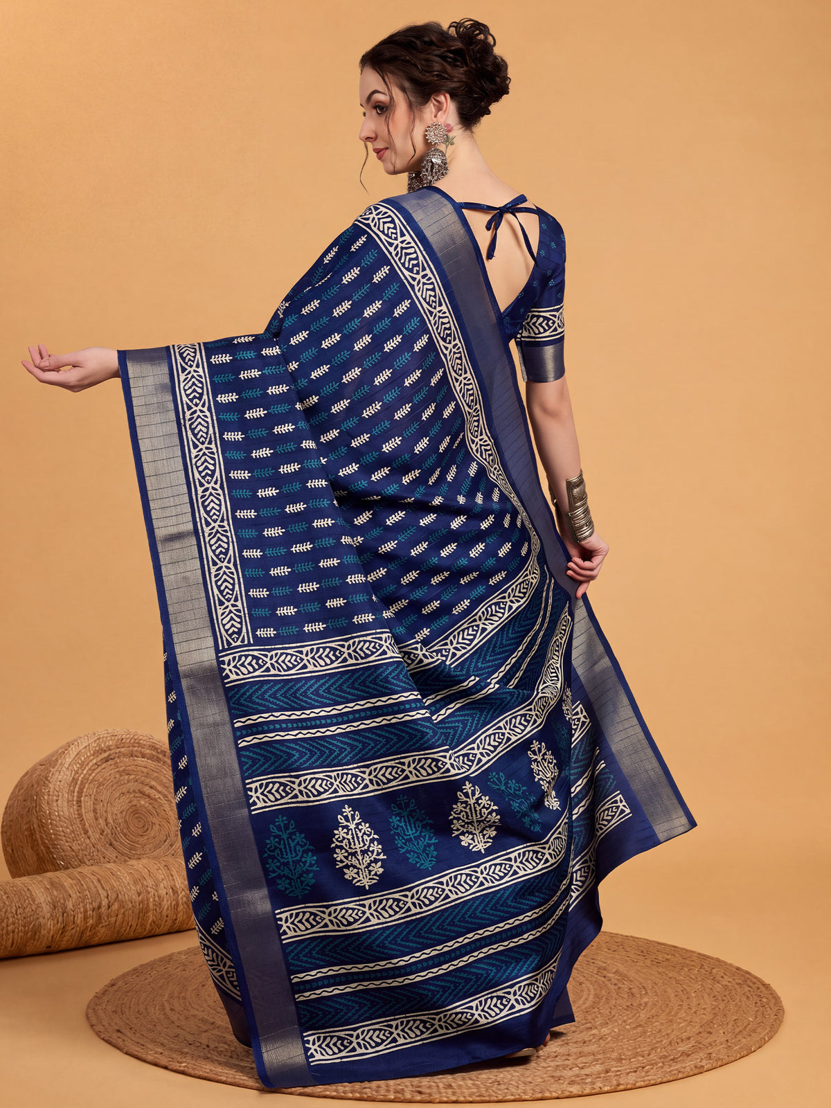 Navy Blue Silk Blend saree – detail view 1
