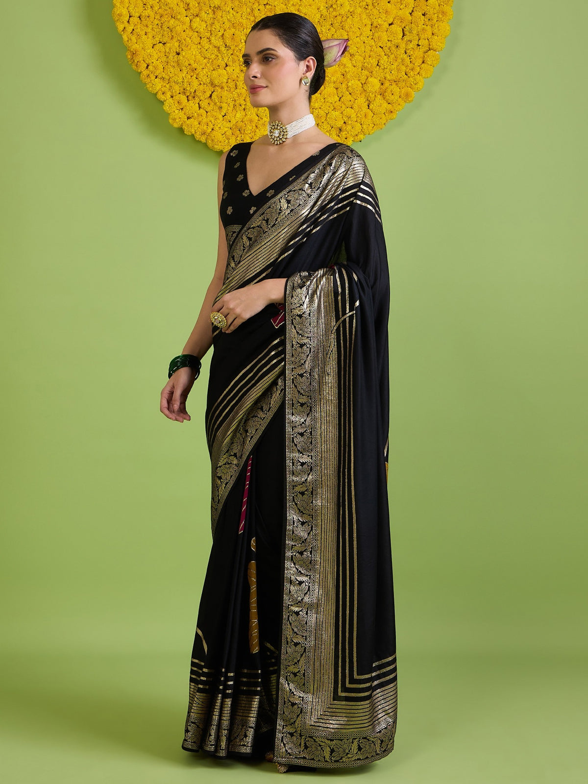 Black Silk Blend saree – detail view 1