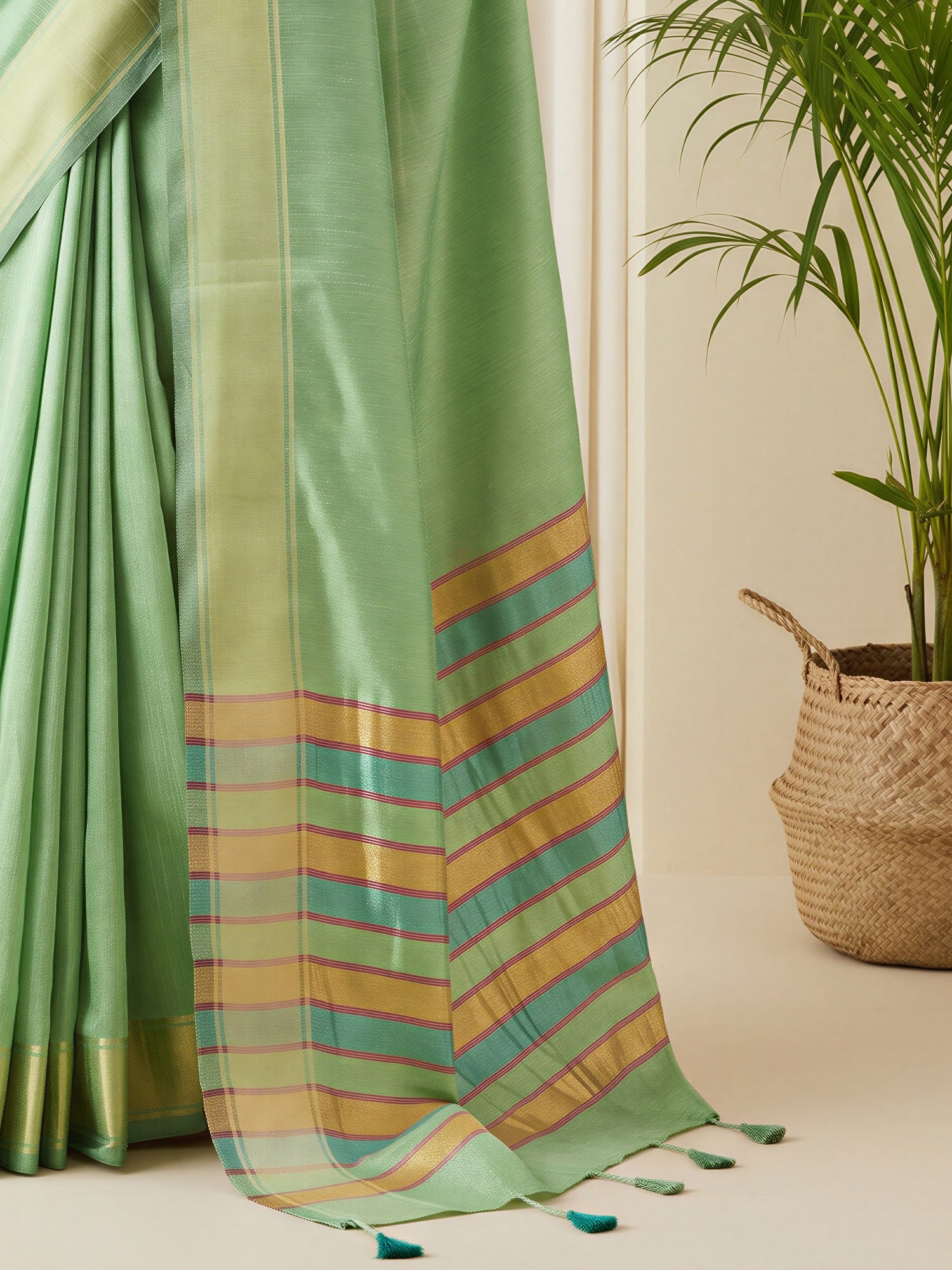 Light Green Bhagalpuri Silk saree – detail view 5