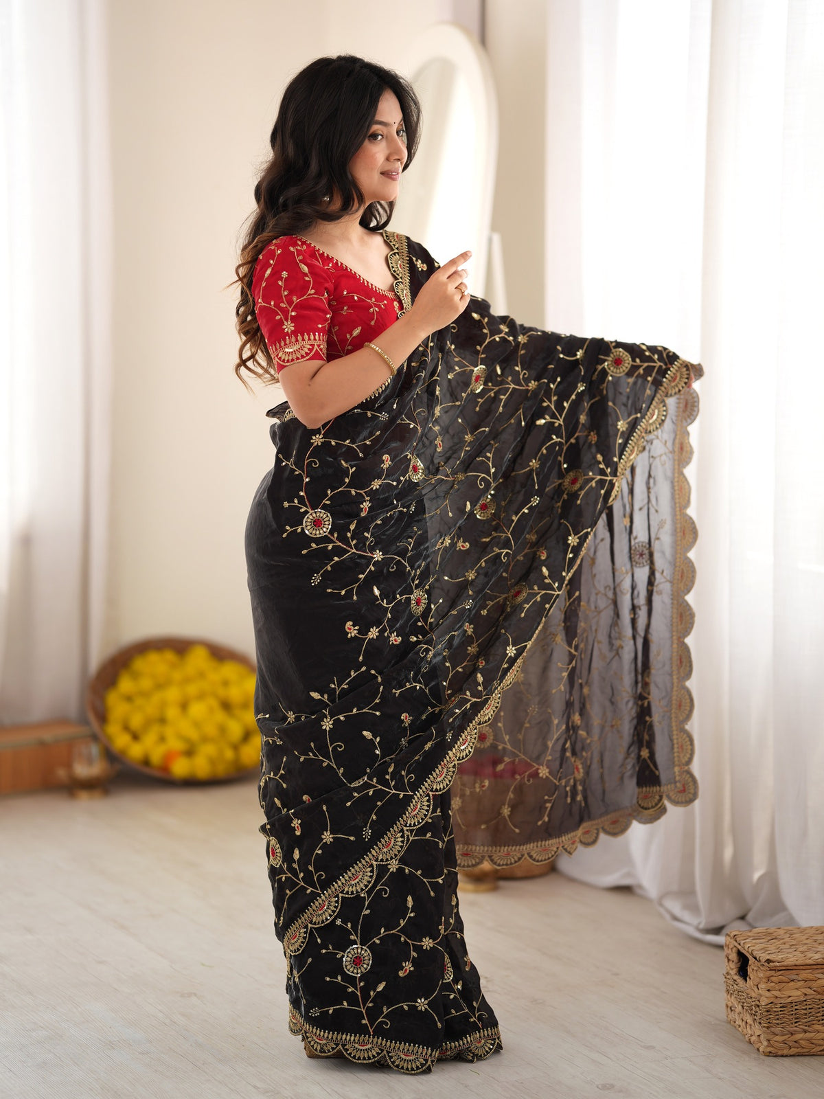 Black organza saree view 3