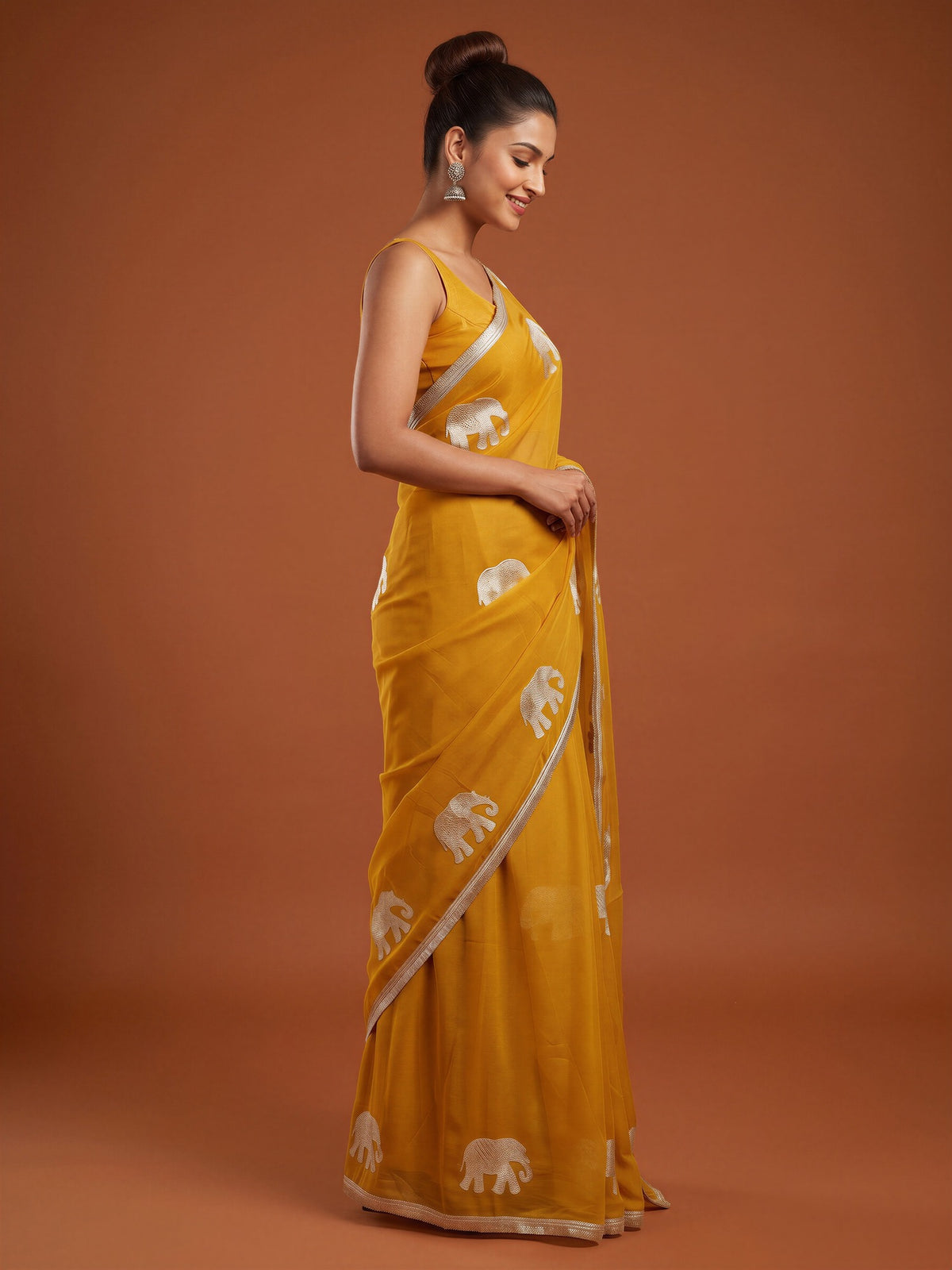Mustard Georgette saree – detail view 2