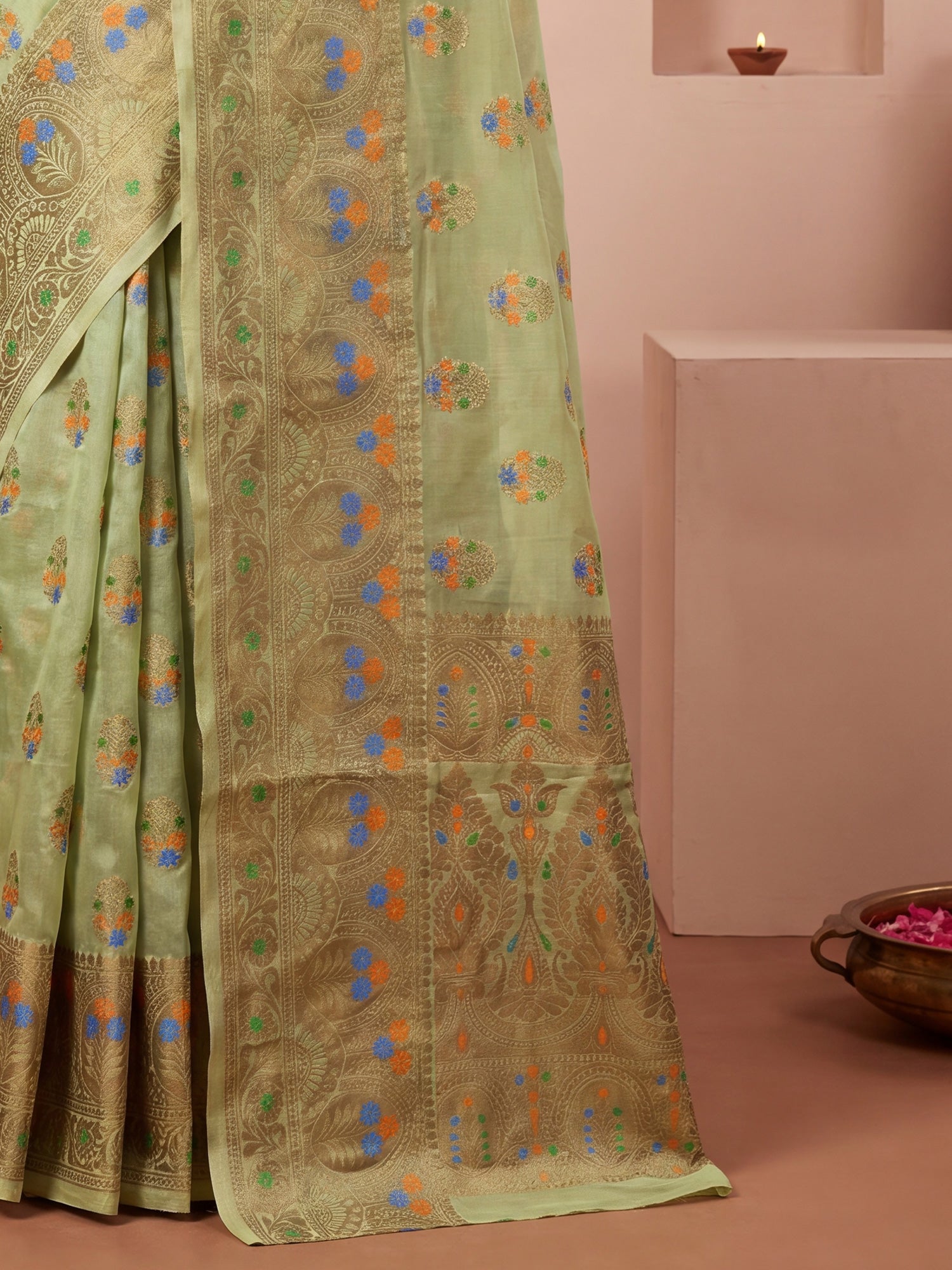Light Green Silk Blend saree – detail view 5