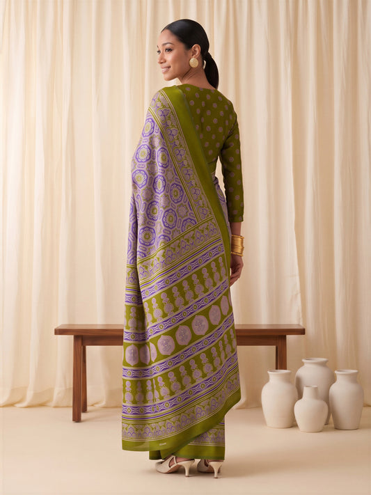 Purple Crepe saree – detail view 1