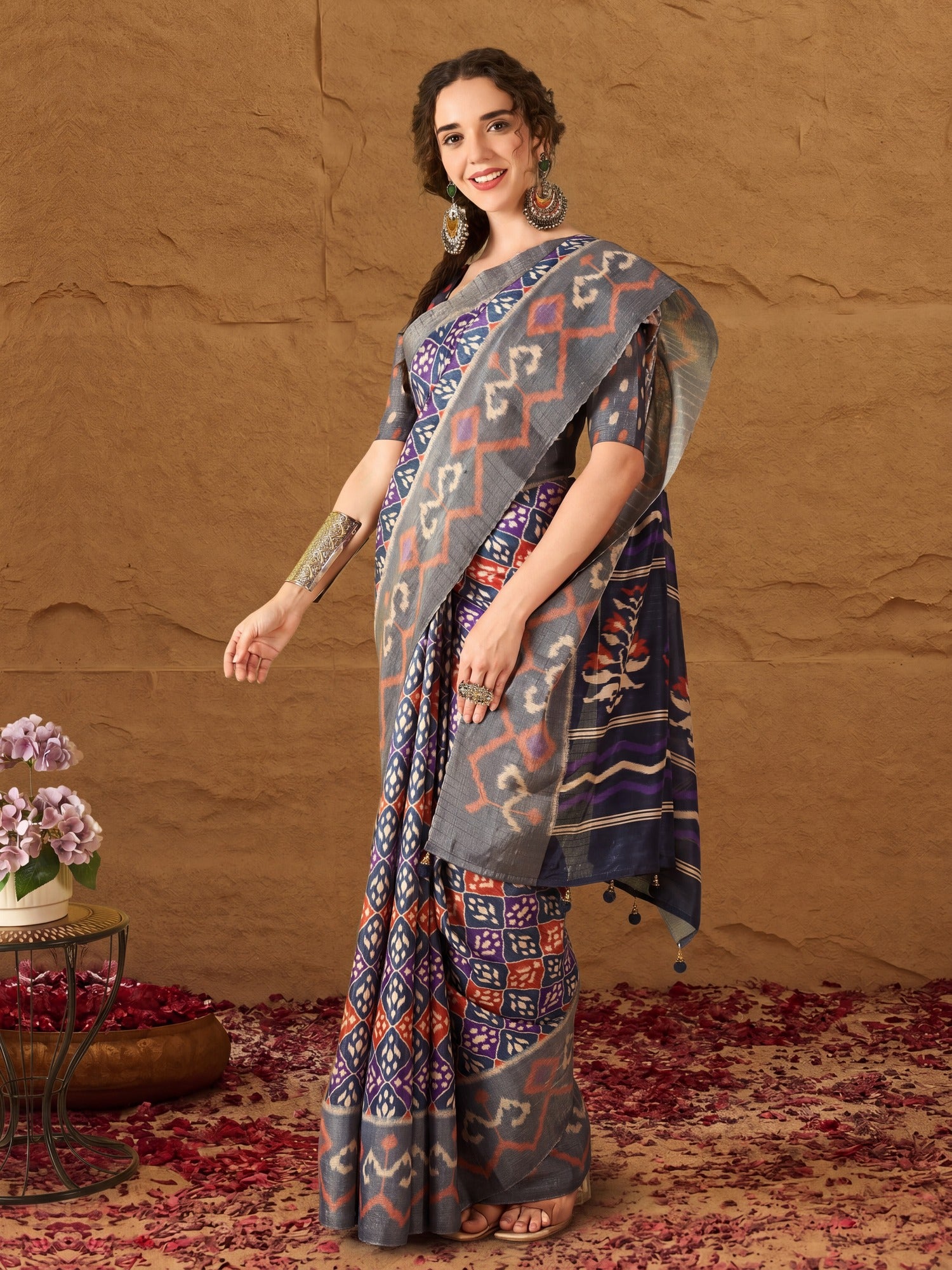 Navy Blue Silk Blend saree – detail view 3
